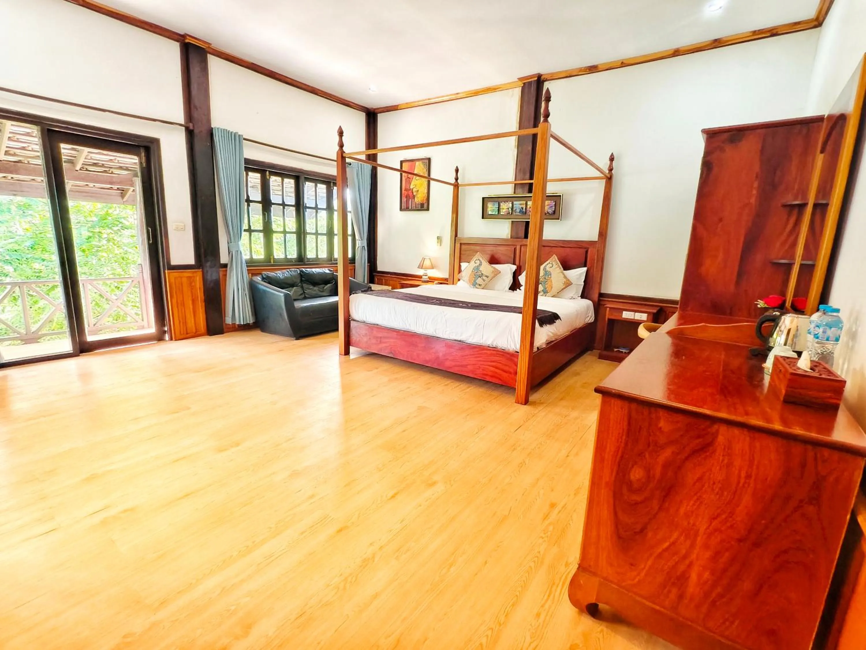 Bed in Luang Prabang chanon hotel