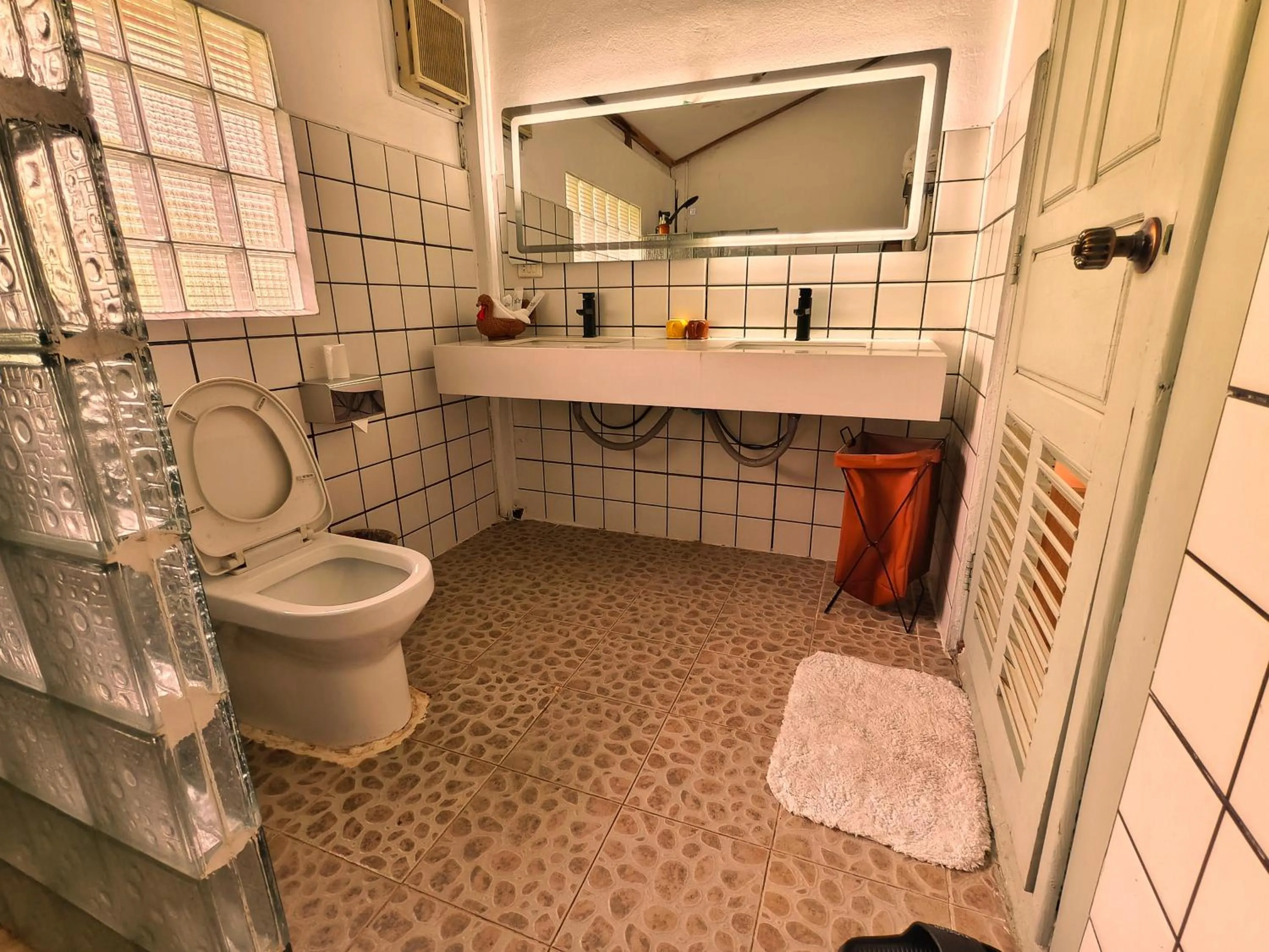 Luang Prabang chanon hotel