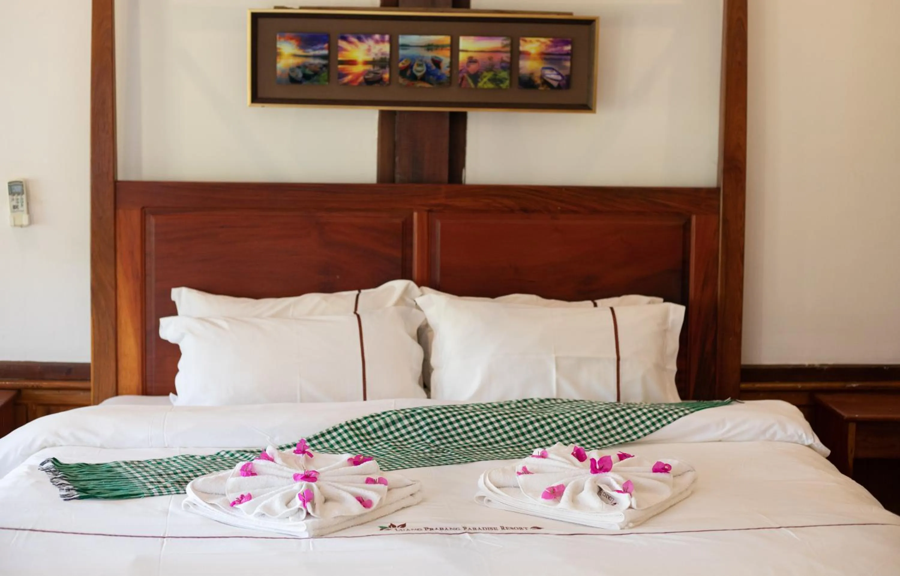 Bed in Luang Prabang Paradise Resort