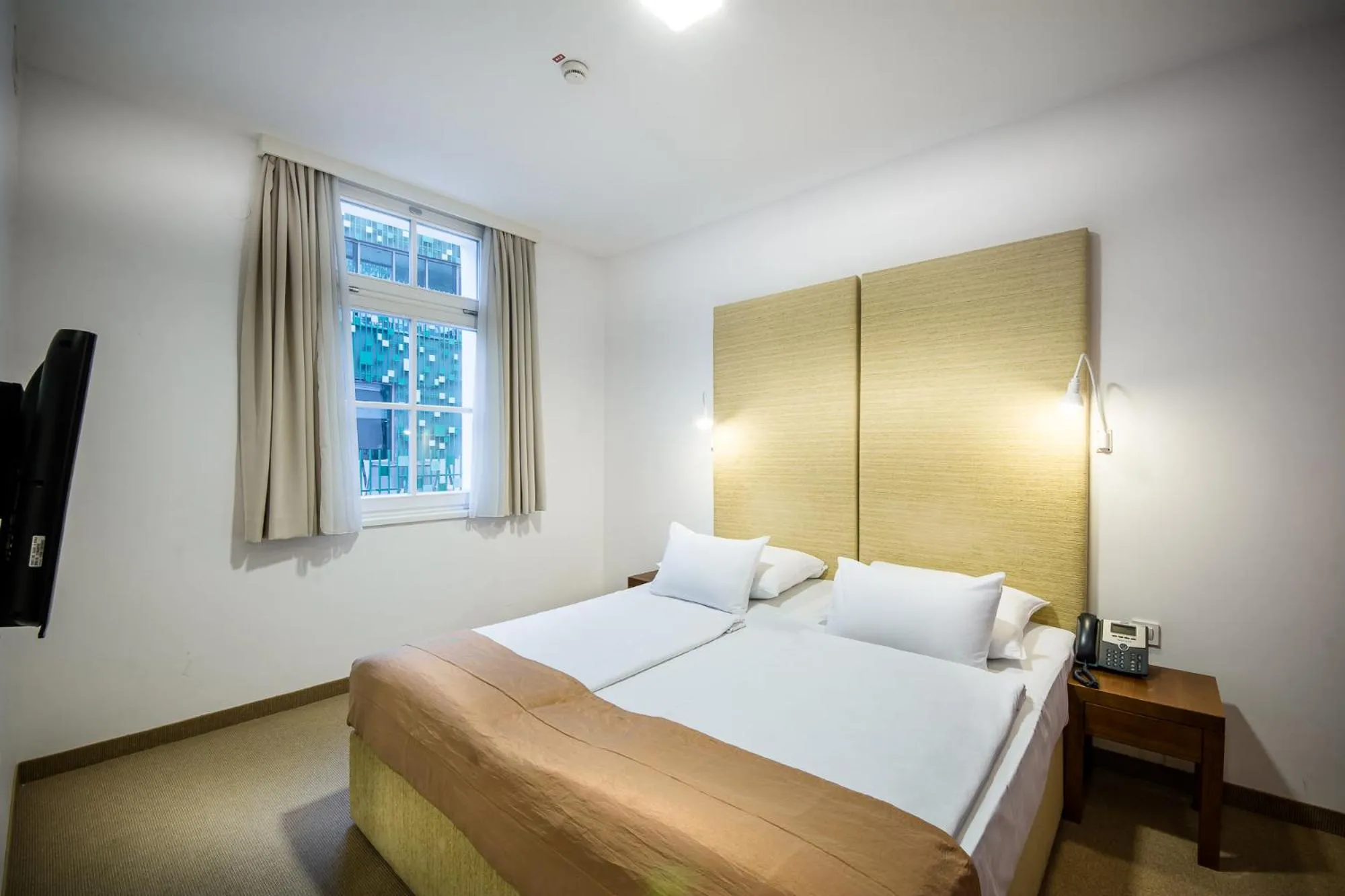 Photo of the whole room, Bed in Rimske Terme Resort - Hotel Zdraviliški dvor