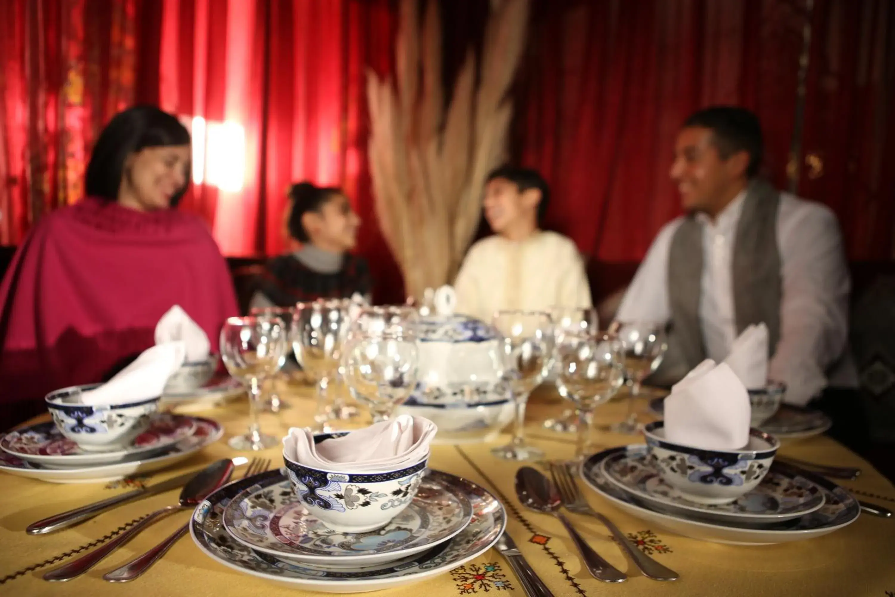 Restaurant/places to eat in Hotel Transatlantique Restaurant/places to eat in Hotel Transatlantique