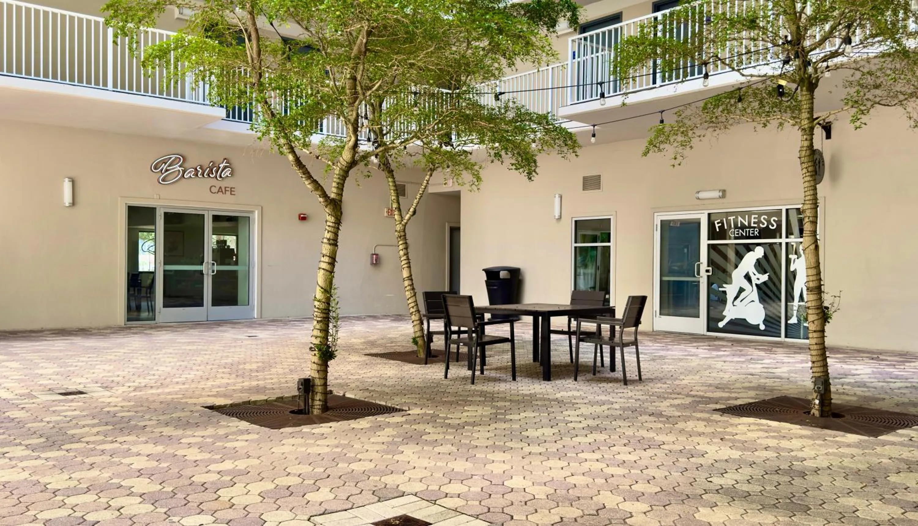 Restaurant/places to eat in Wyndham I-Drive Avanti Resort & Conference Center