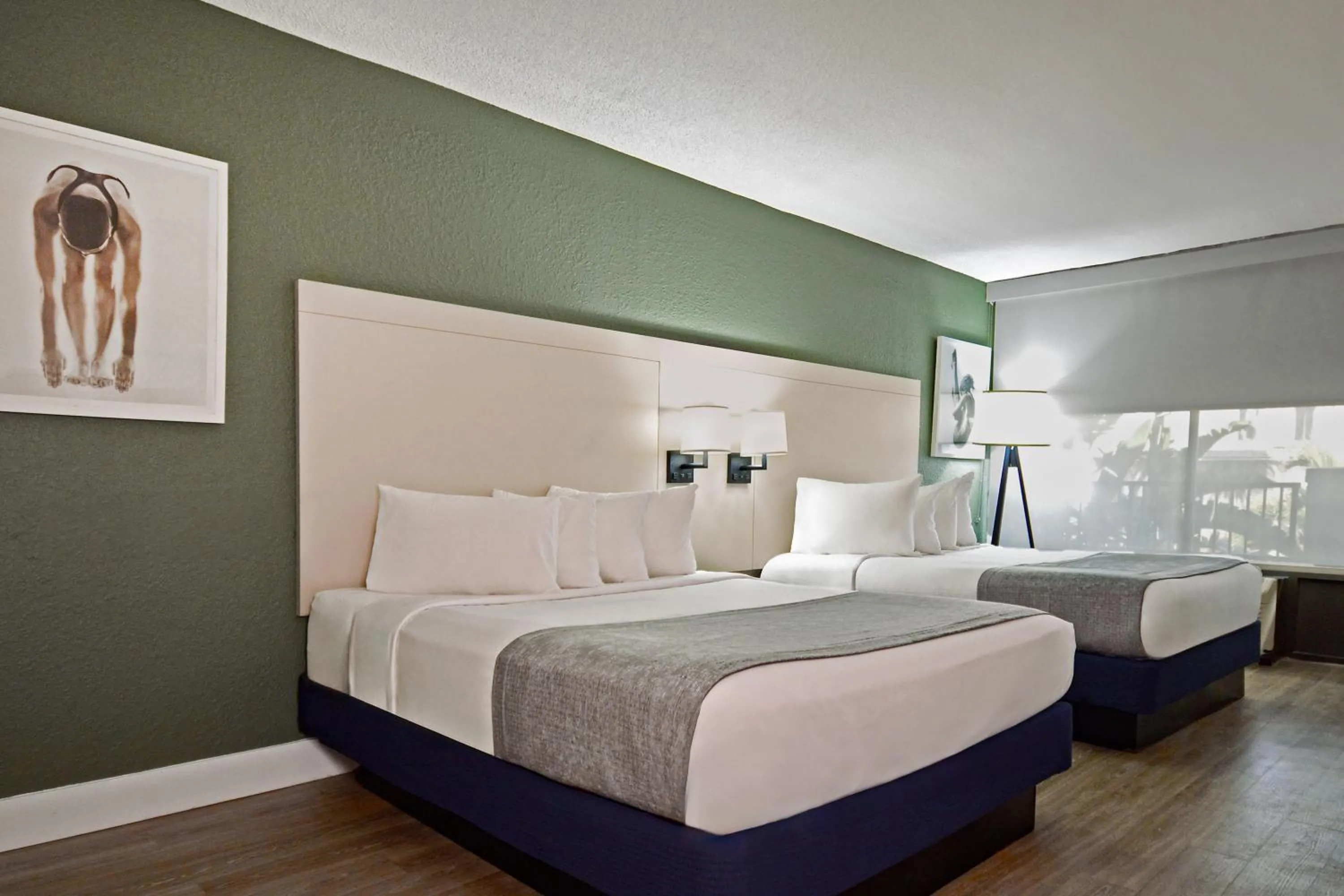 Photo of the whole room, Bed in Wyndham I-Drive Avanti Resort & Conference Center