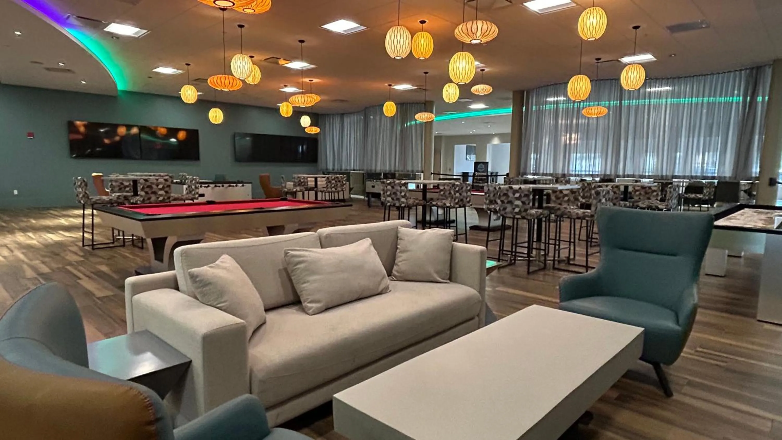 Lounge or bar in Wyndham I-Drive Avanti Resort & Conference Center