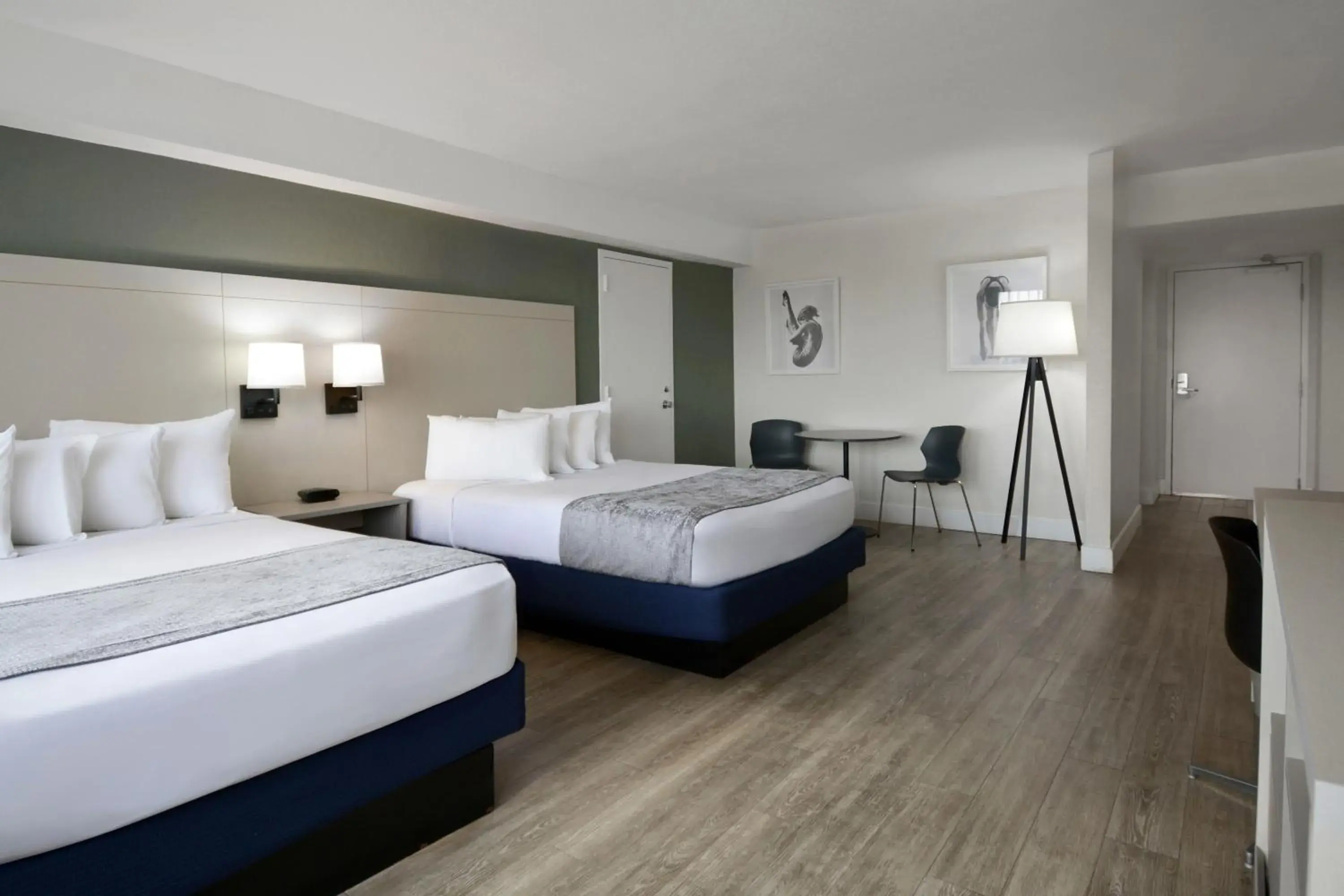 Photo of the whole room, Bed in Wyndham I-Drive Avanti Resort & Conference Center Photo of the whole room, Bed in Wyndham I-Drive Avanti Resort & Conference Center