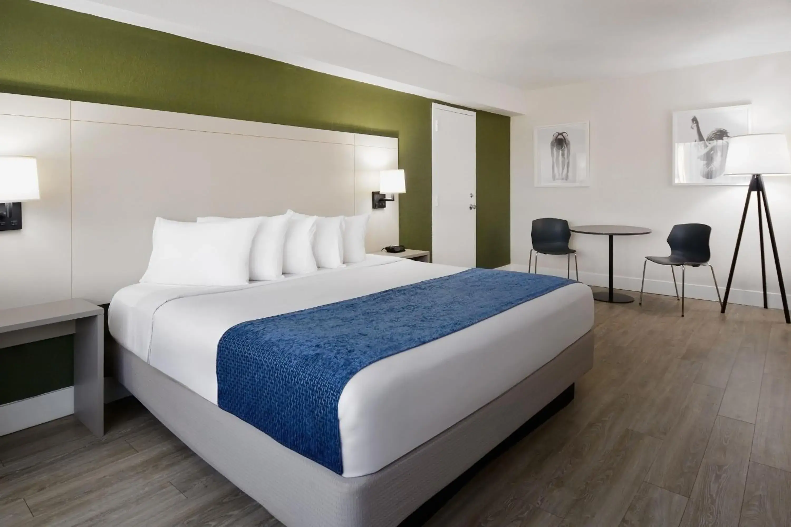 Photo of the whole room, Bed in Wyndham I-Drive Avanti Resort & Conference Center Photo of the whole room, Bed in Wyndham I-Drive Avanti Resort & Conference Center