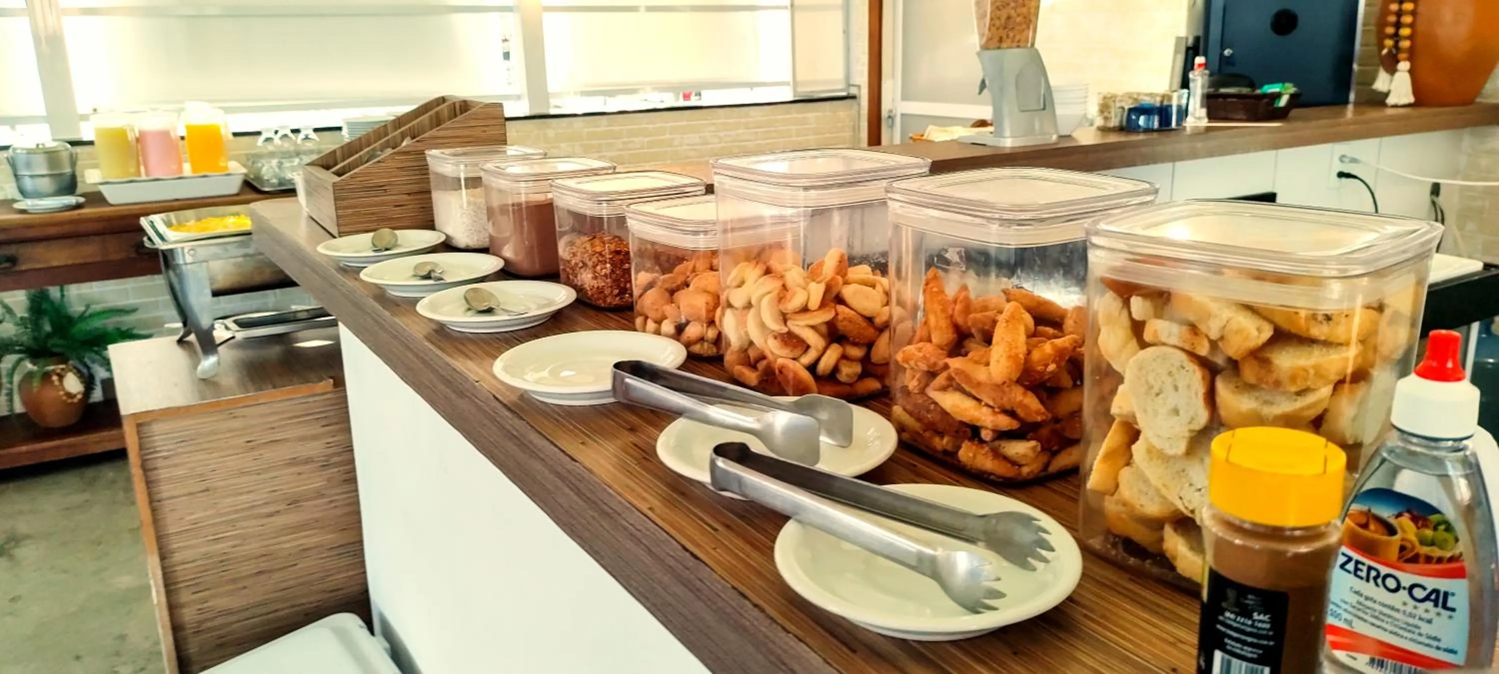 Food and drinks in Hotel Villa Smart