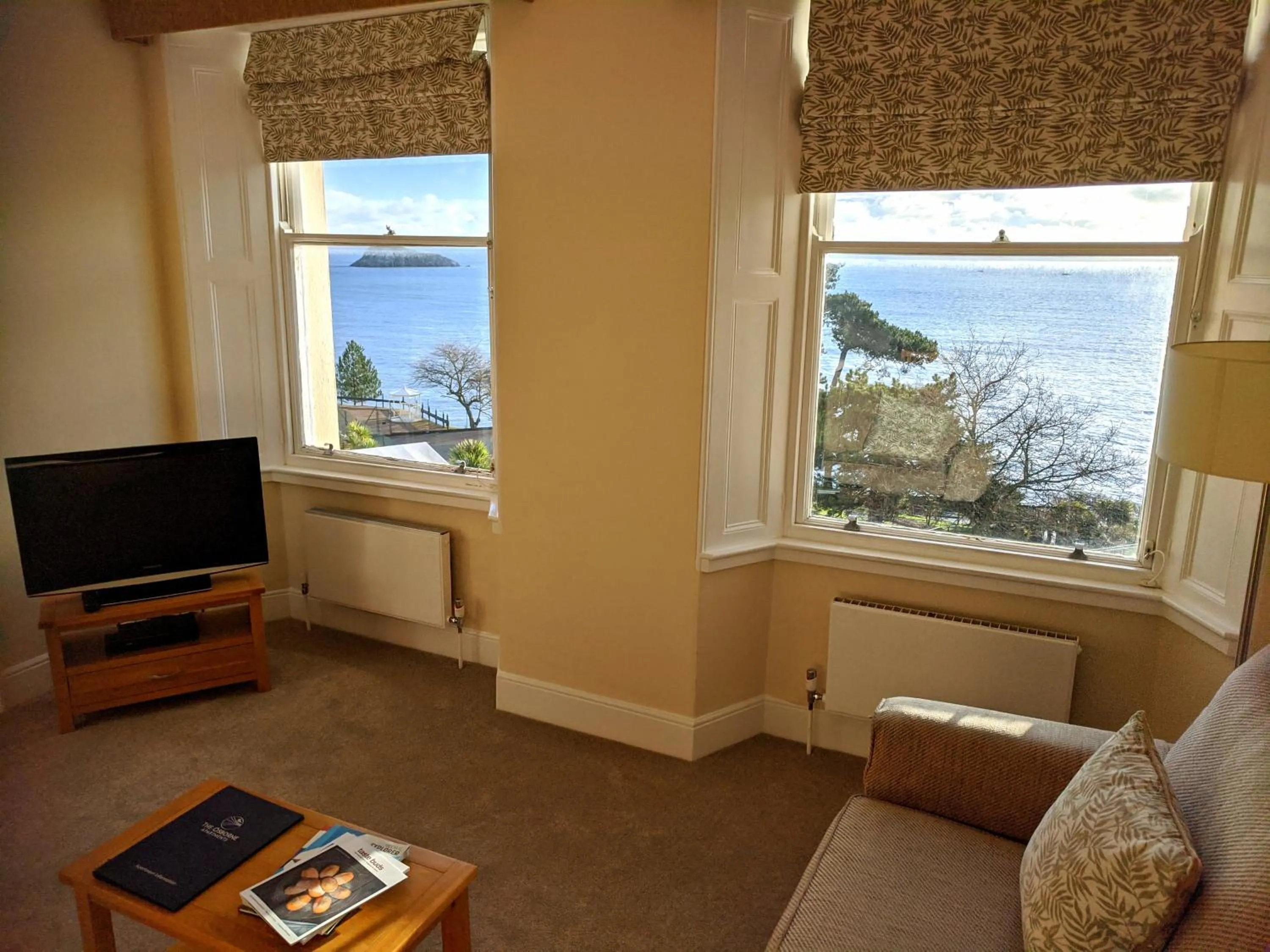 Living room in The Osborne Apartments