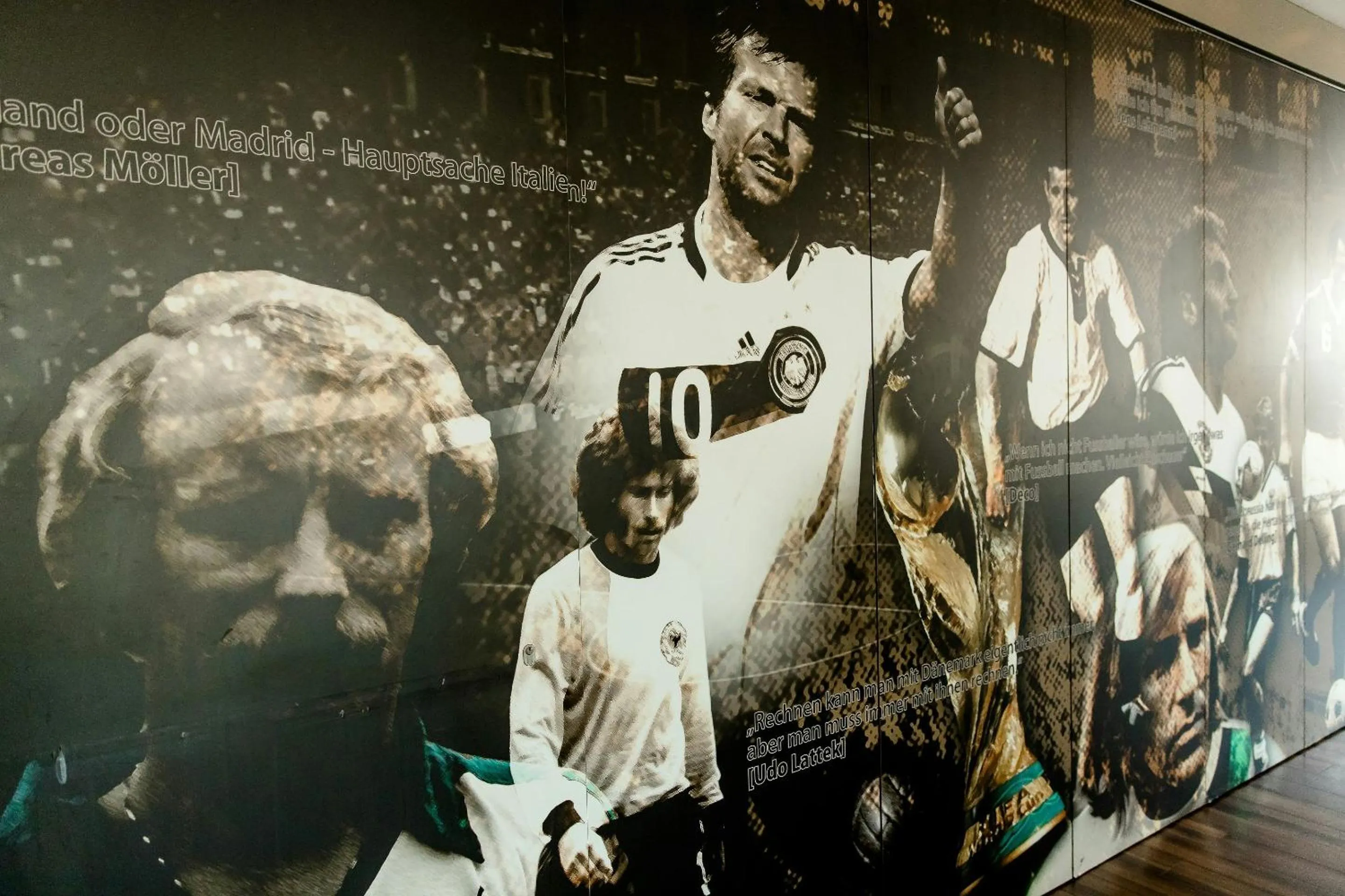 Lounge or bar in Motel One München-Garching