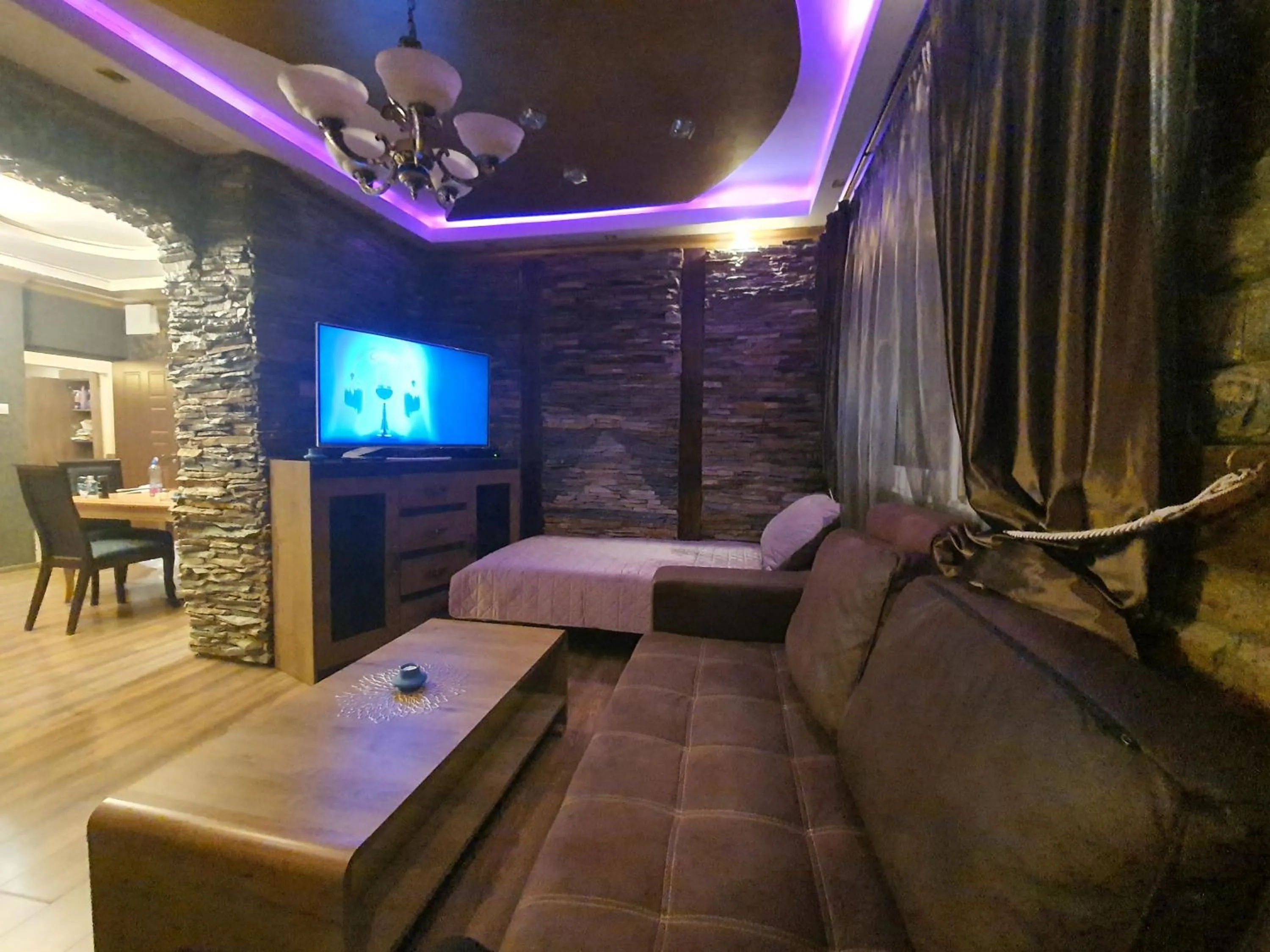 Unique atmosphere with golden standard design