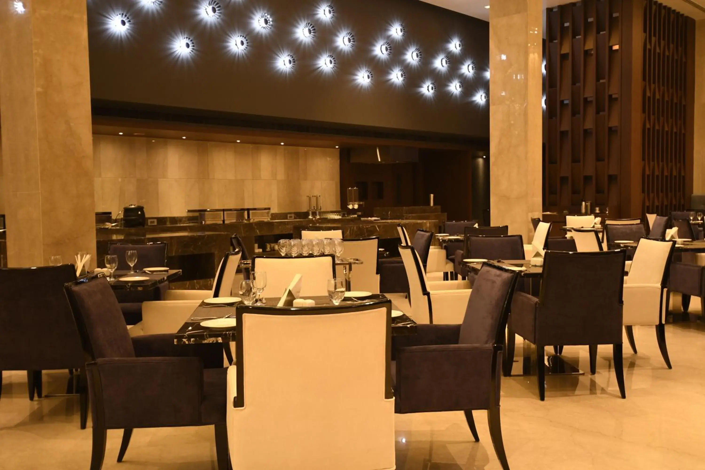 Restaurant/places to eat in Kiranshree Grand Restaurant/places to eat in Kiranshree Grand