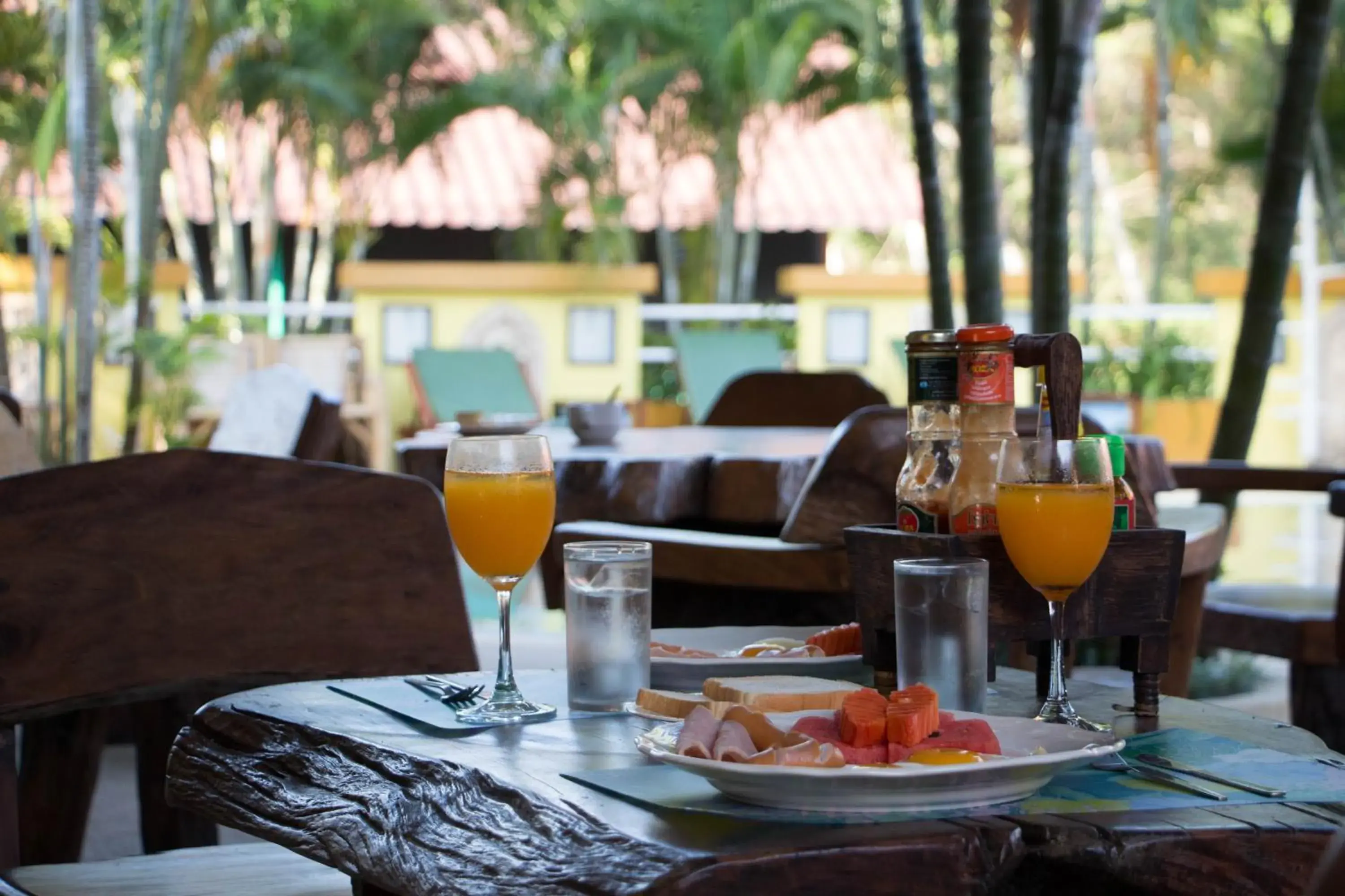 Restaurant/places to eat in Baanplaidoi Resort Restaurant/places to eat in Baanplaidoi Resort