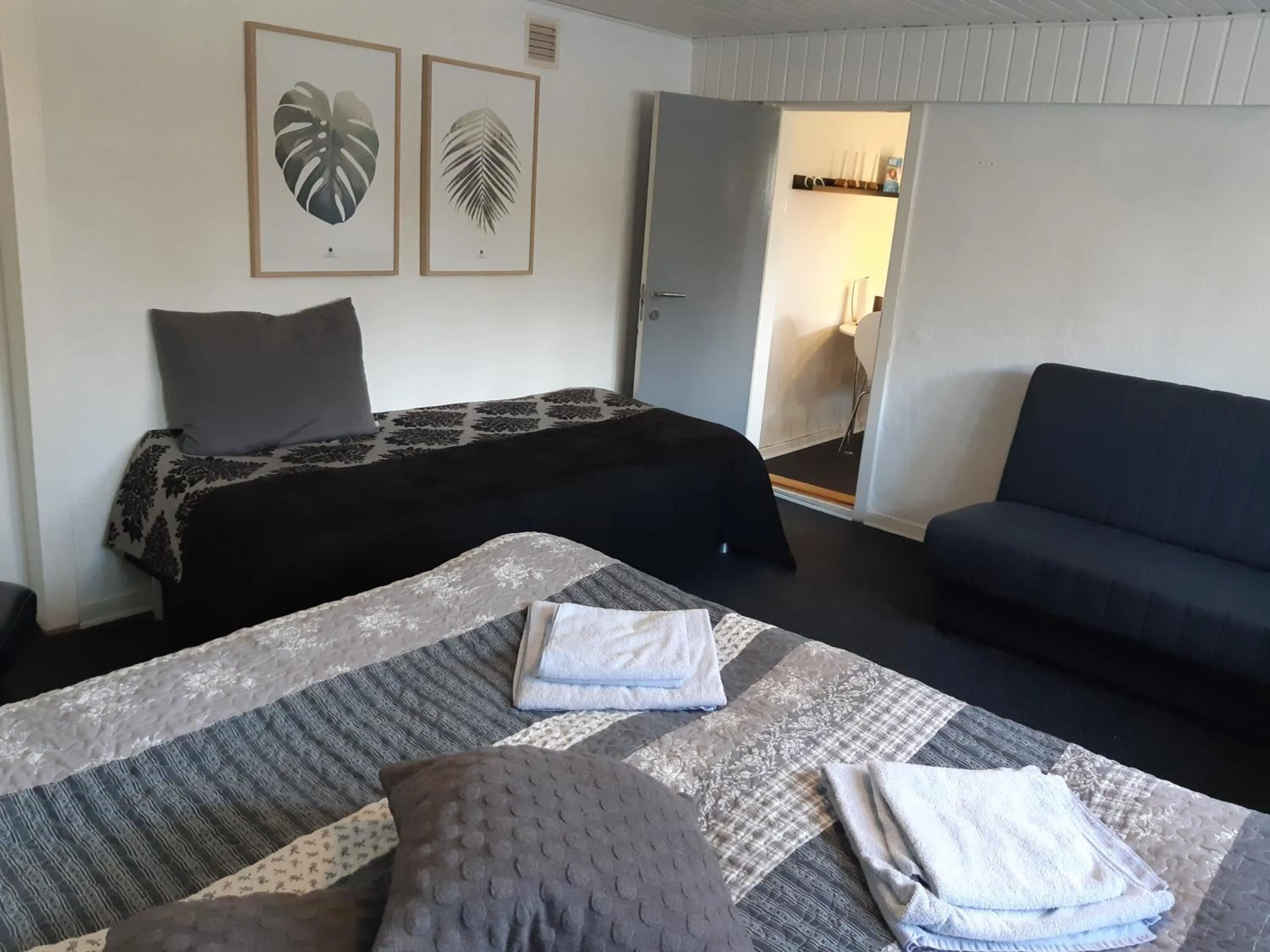 Photo of the whole room, Bed in Sdr. Omme Bed & Breakfast