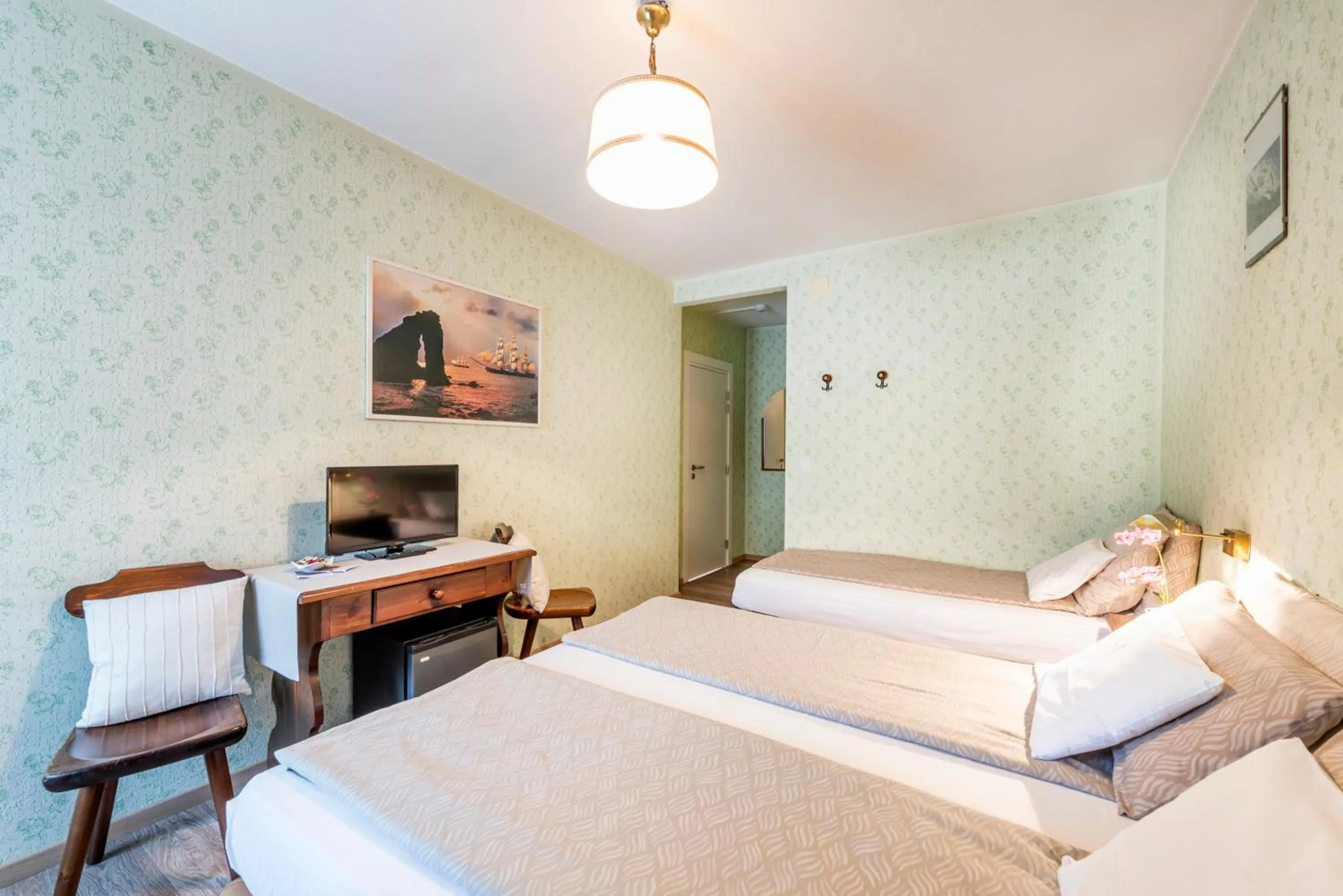 Bed in Albergo Ristorante Svizzero