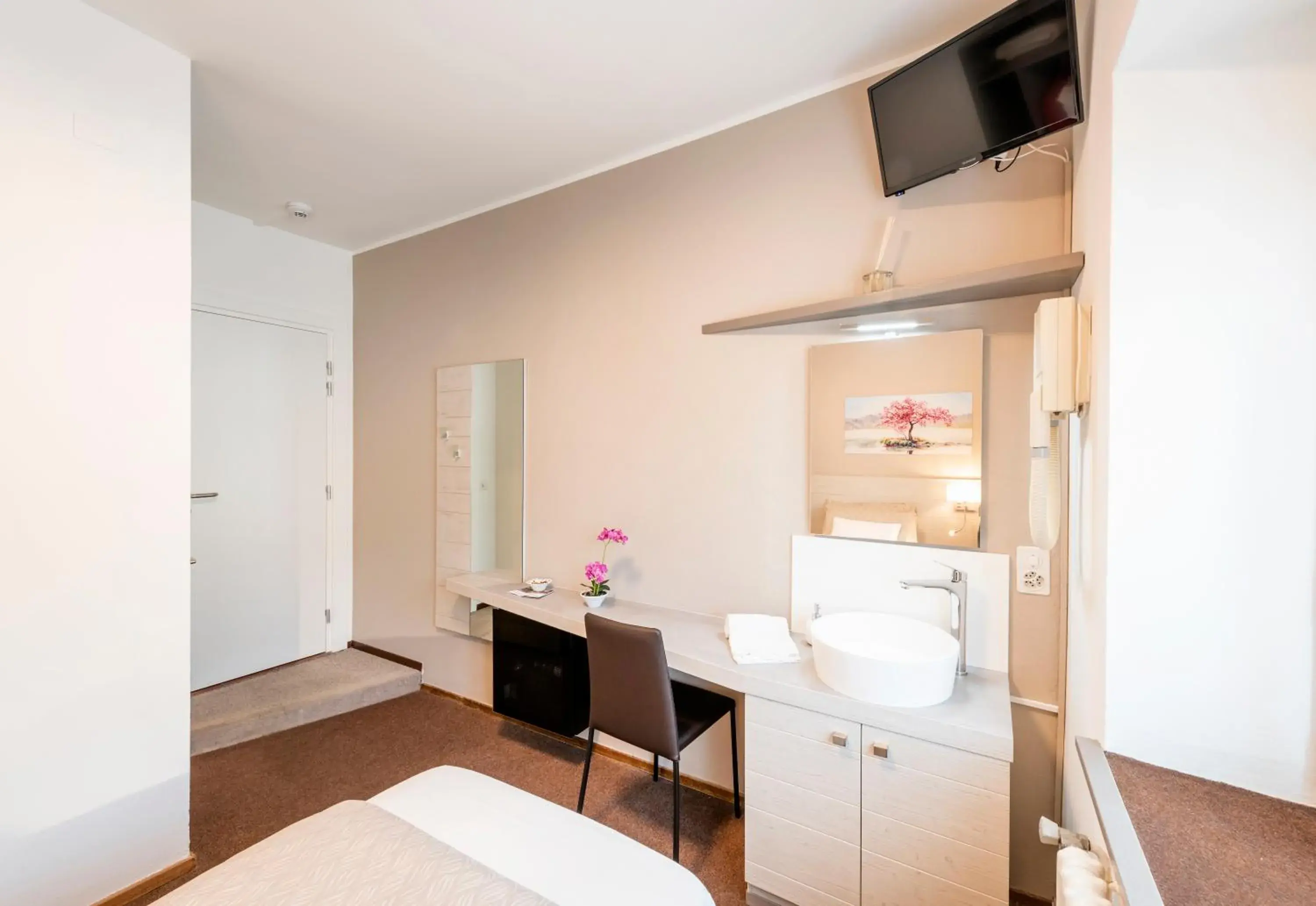 Decorative detail, Bed in Albergo Ristorante Svizzero Decorative detail, Bed in Albergo Ristorante Svizzero