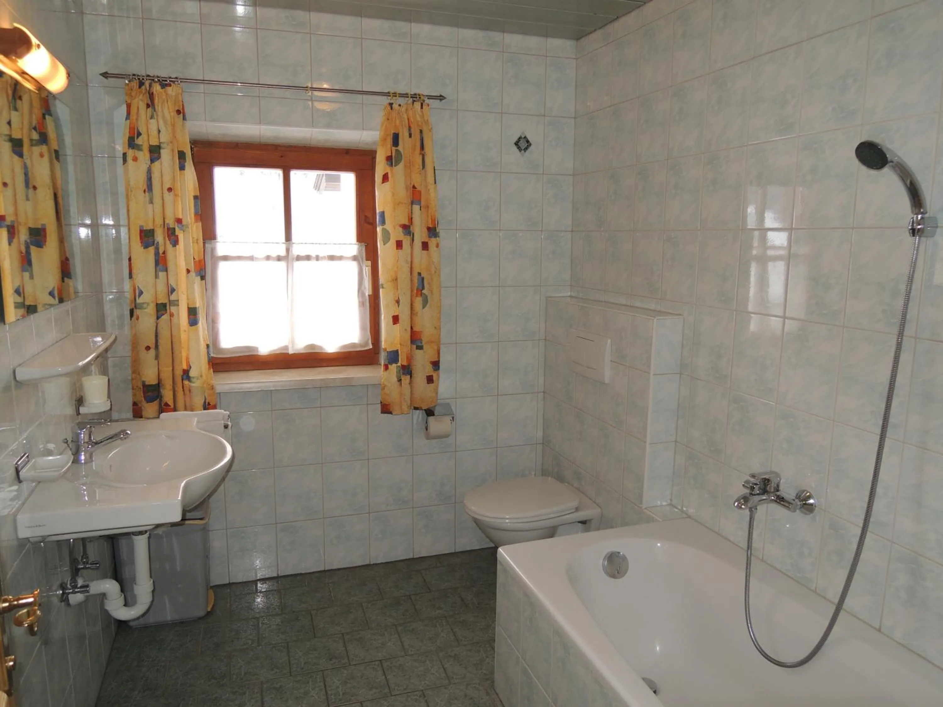 Bathroom in Ferienwohnungen Starchenthof - Wildschönau, Premiumcard inclusive