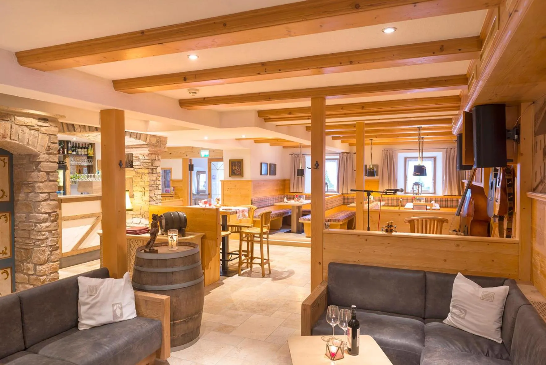 Communal lounge/ TV room in Ferienwohnungen Starchenthof - Wildschönau, Premiumcard inclusive