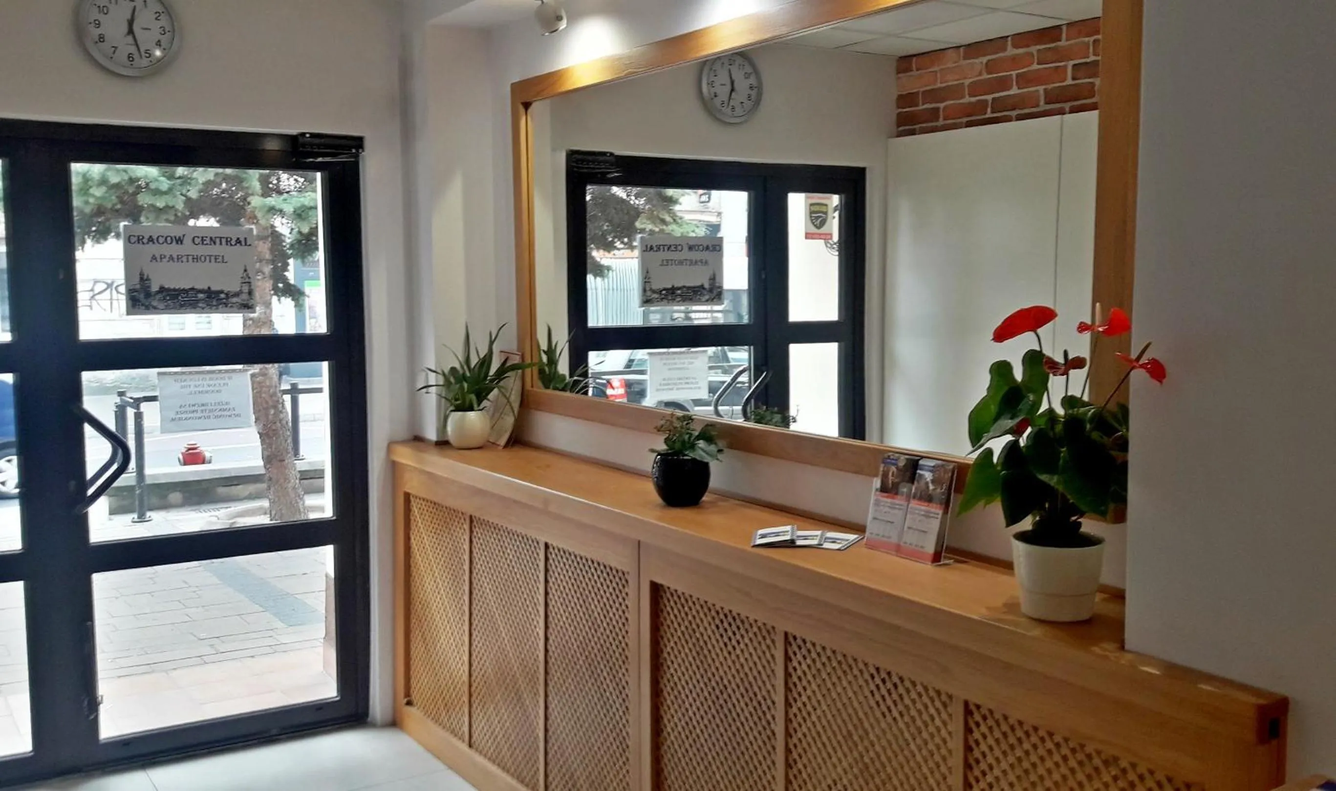 Lobby or reception in Cracow Central Aparthotel