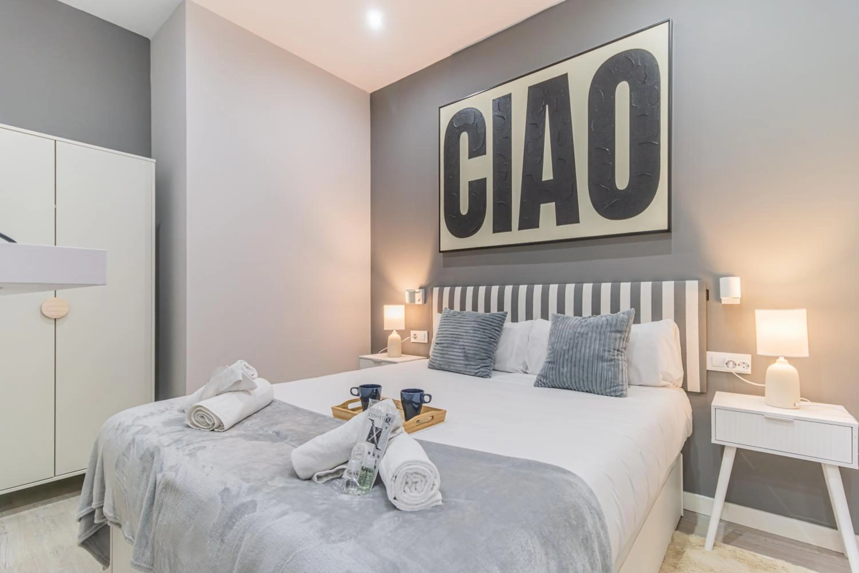 Bed in Fira Rooms Barcelona Hospitalet