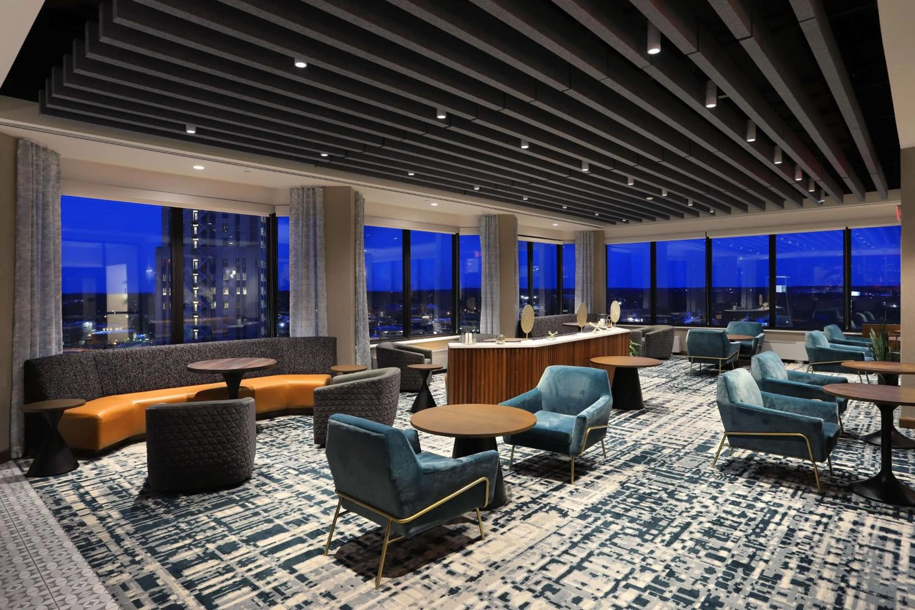 Restaurant/places to eat in Doubletree By Hilton Battle Creek