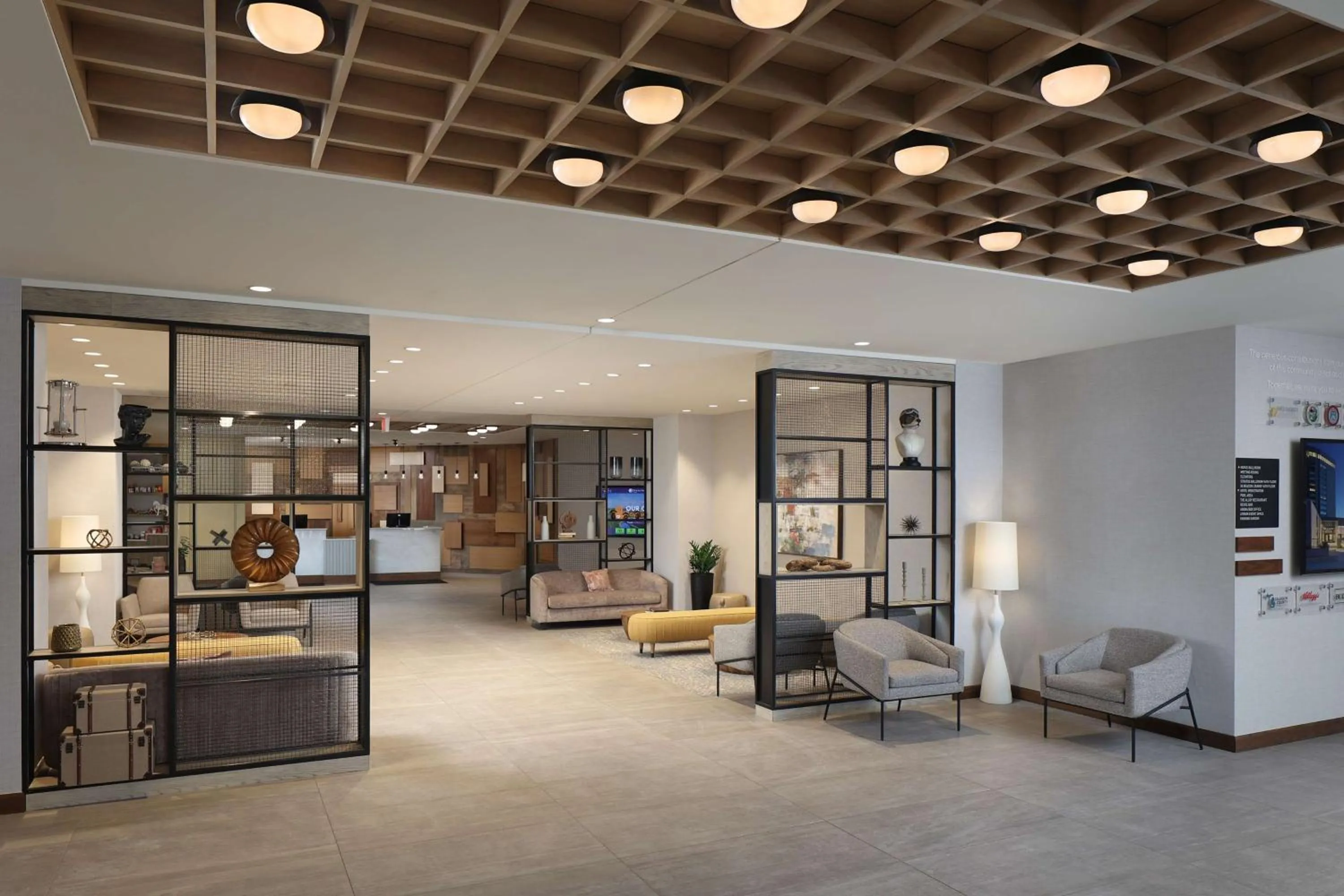 Lobby or reception in Doubletree By Hilton Battle Creek
