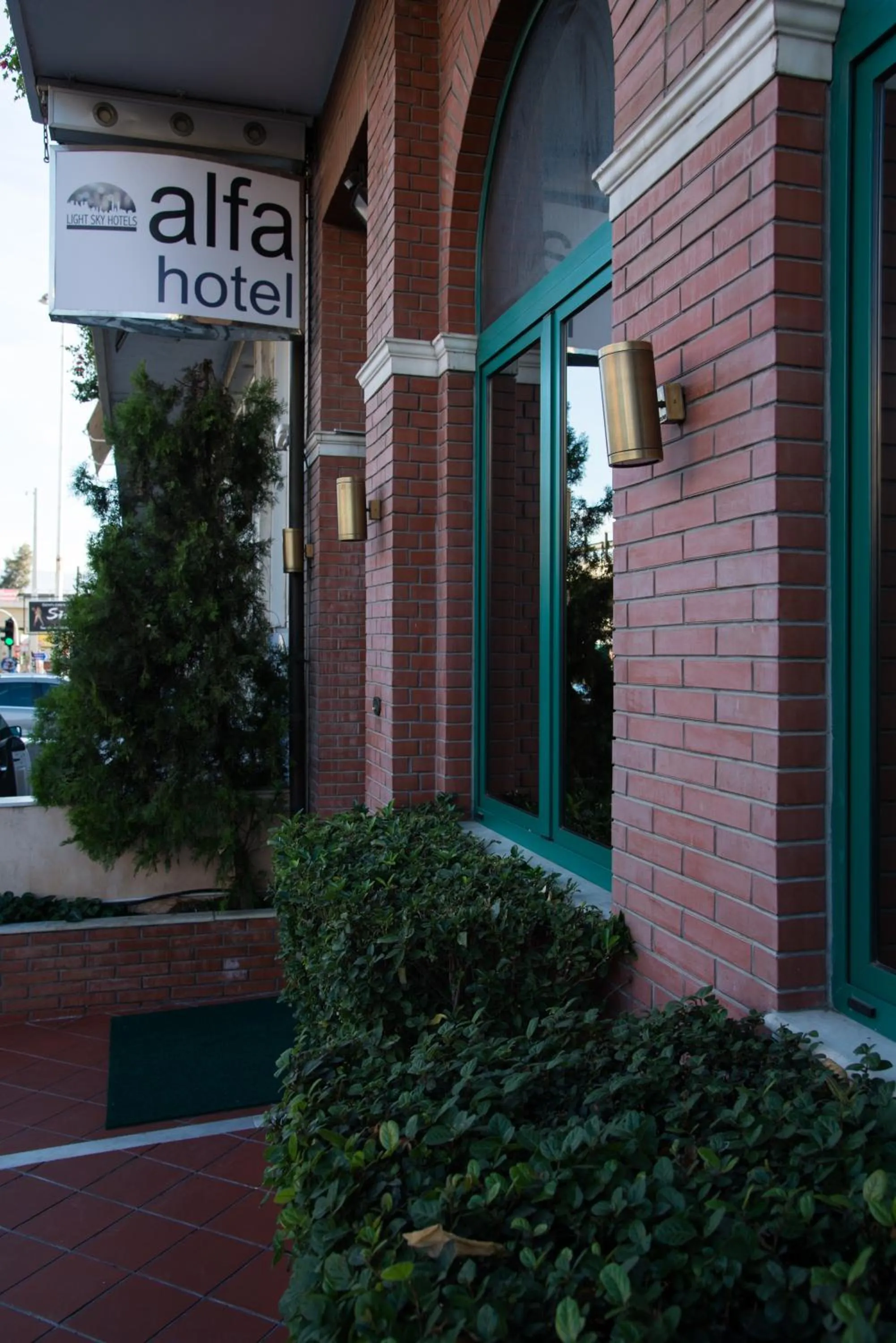 Facade/entrance in Alfa Hotel