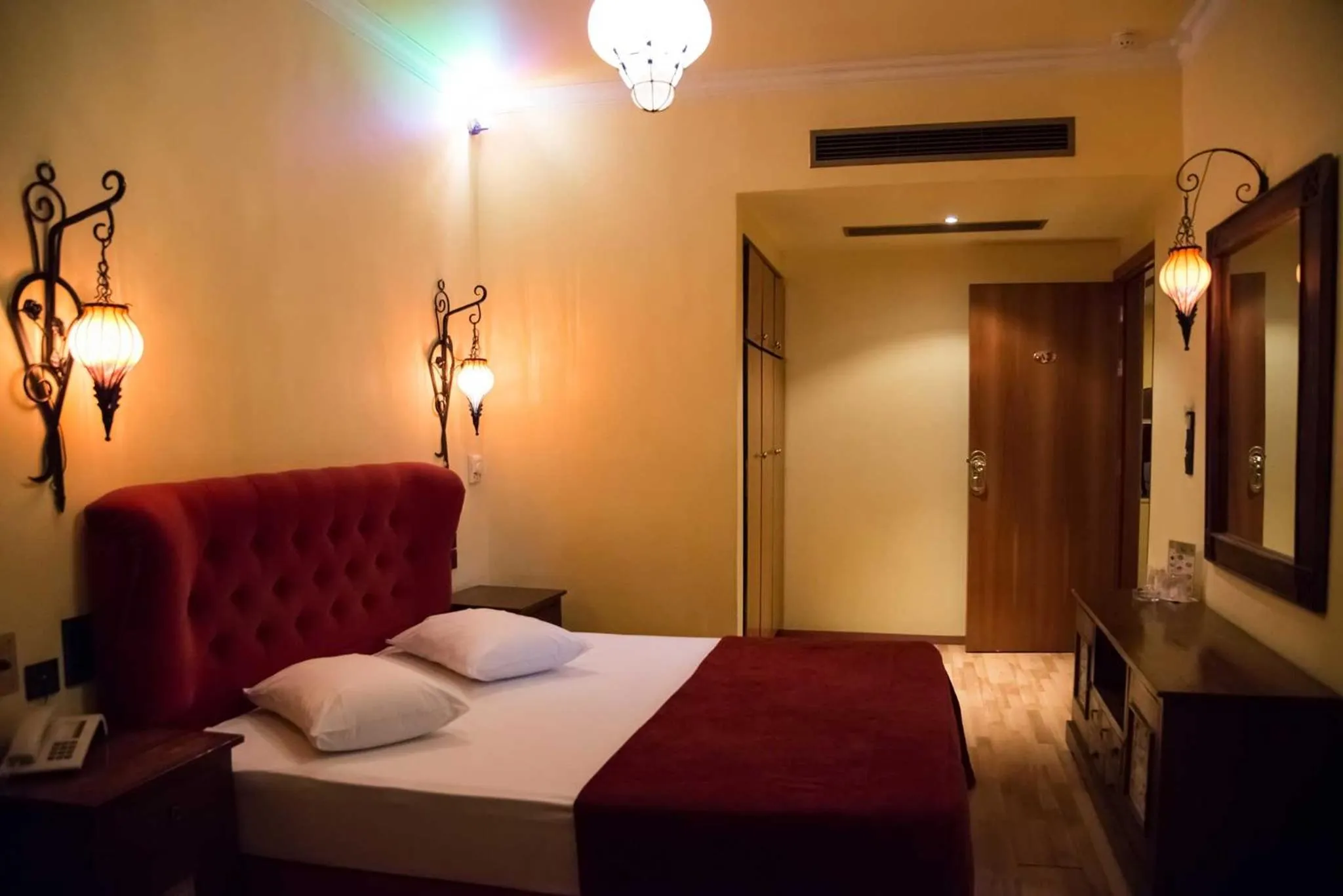 Double Room with Extra Bed in Alfa Hotel