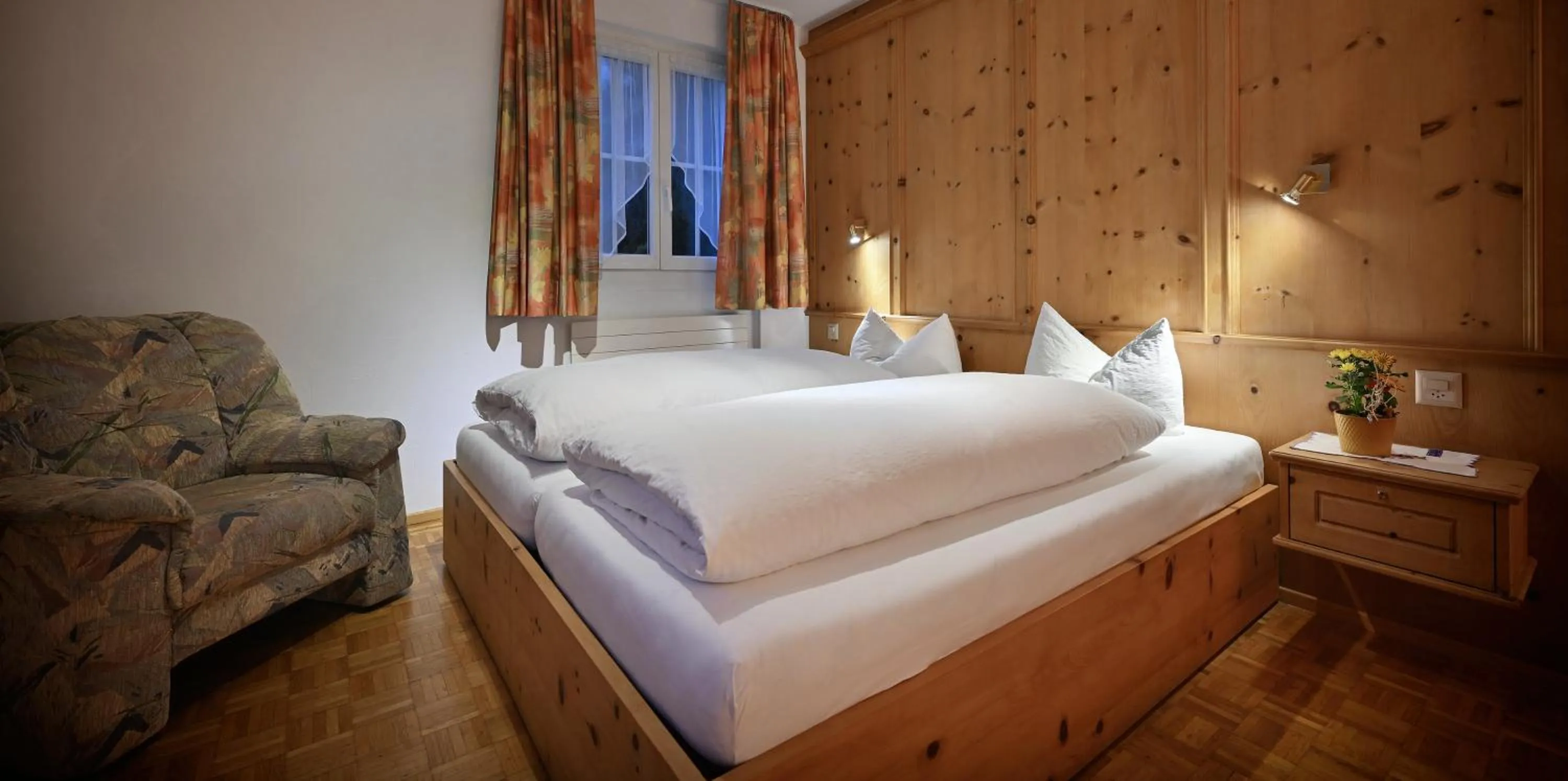 Photo of the whole room in Hotel Acla Filli