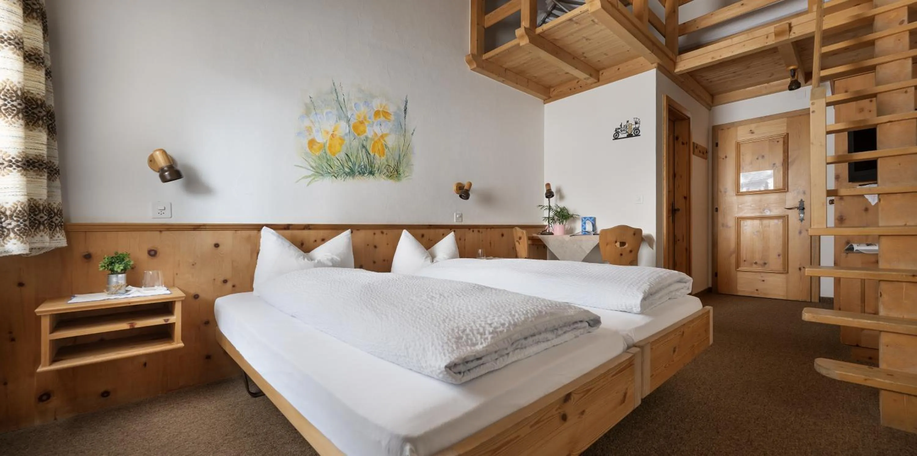 Photo of the whole room in Hotel Acla Filli