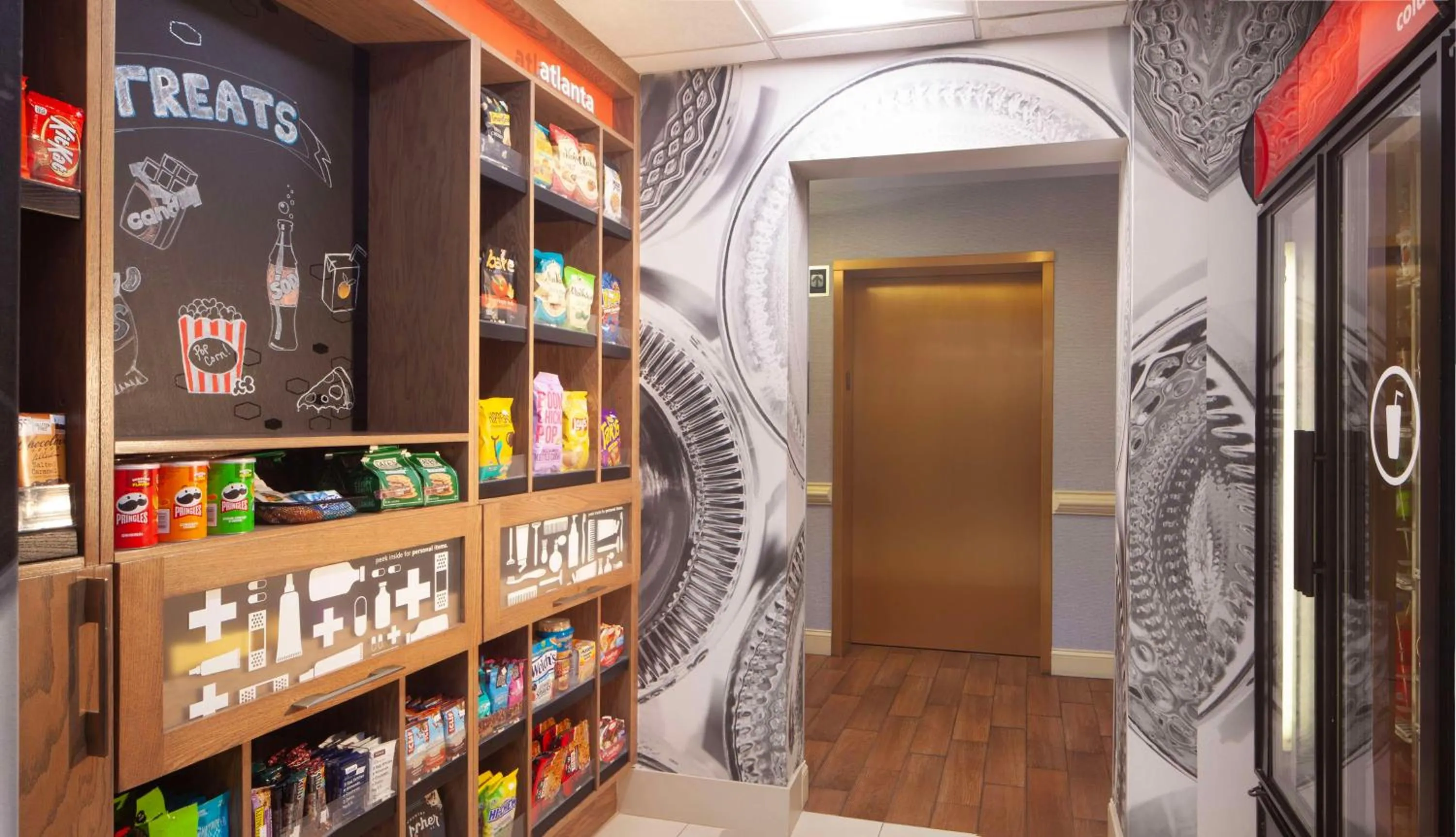 Restaurant/places to eat in Hampton Inn & Suites-Atlanta Airport North-I-85