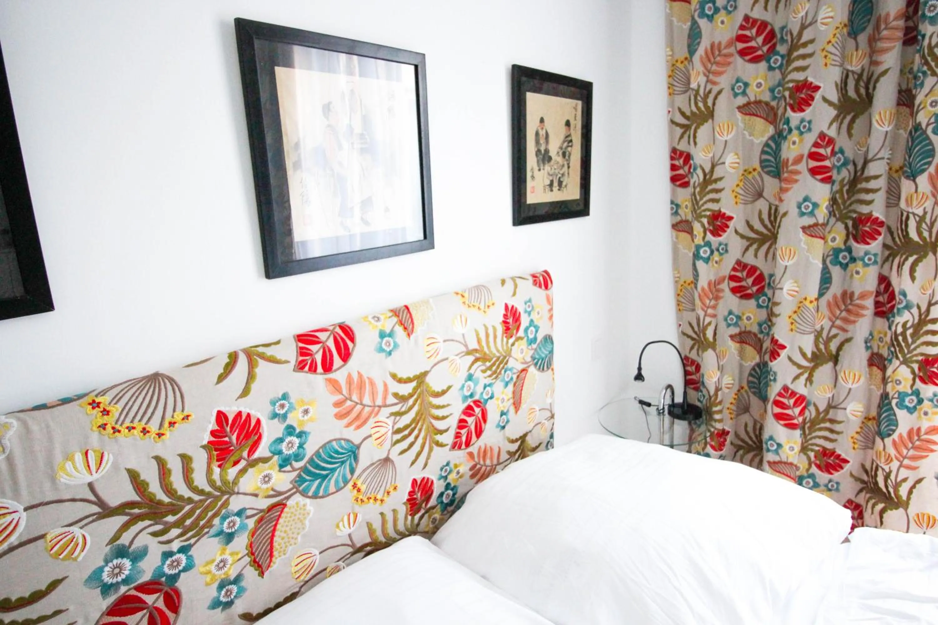 Bed in das kleine Hotel in München