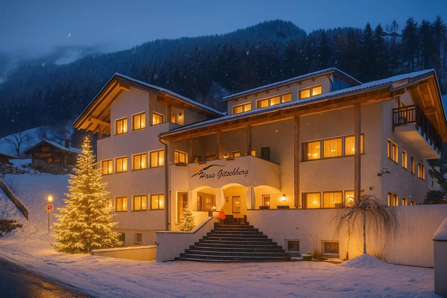 Property building in Hotel Appartement Haus Gitschberg