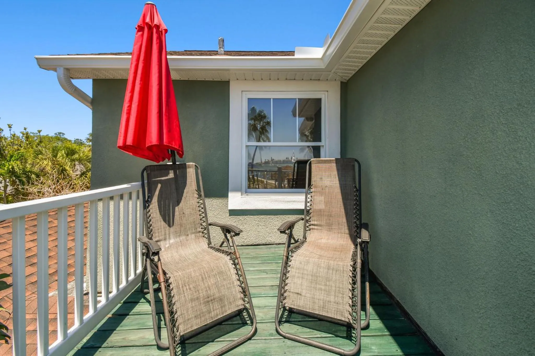 Sea Breeze Manor Inn