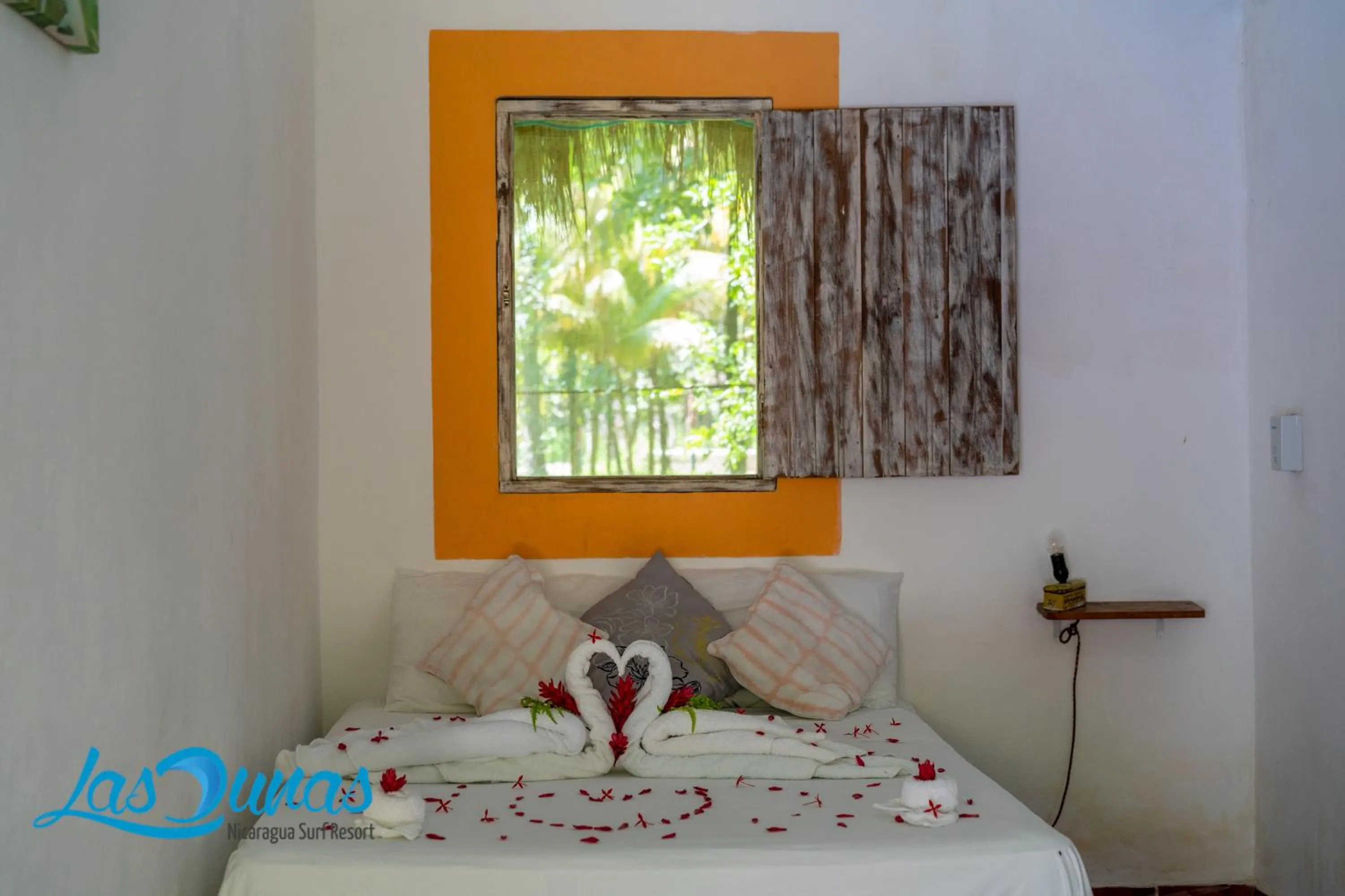 Bed in Las Dunas Surf Resort