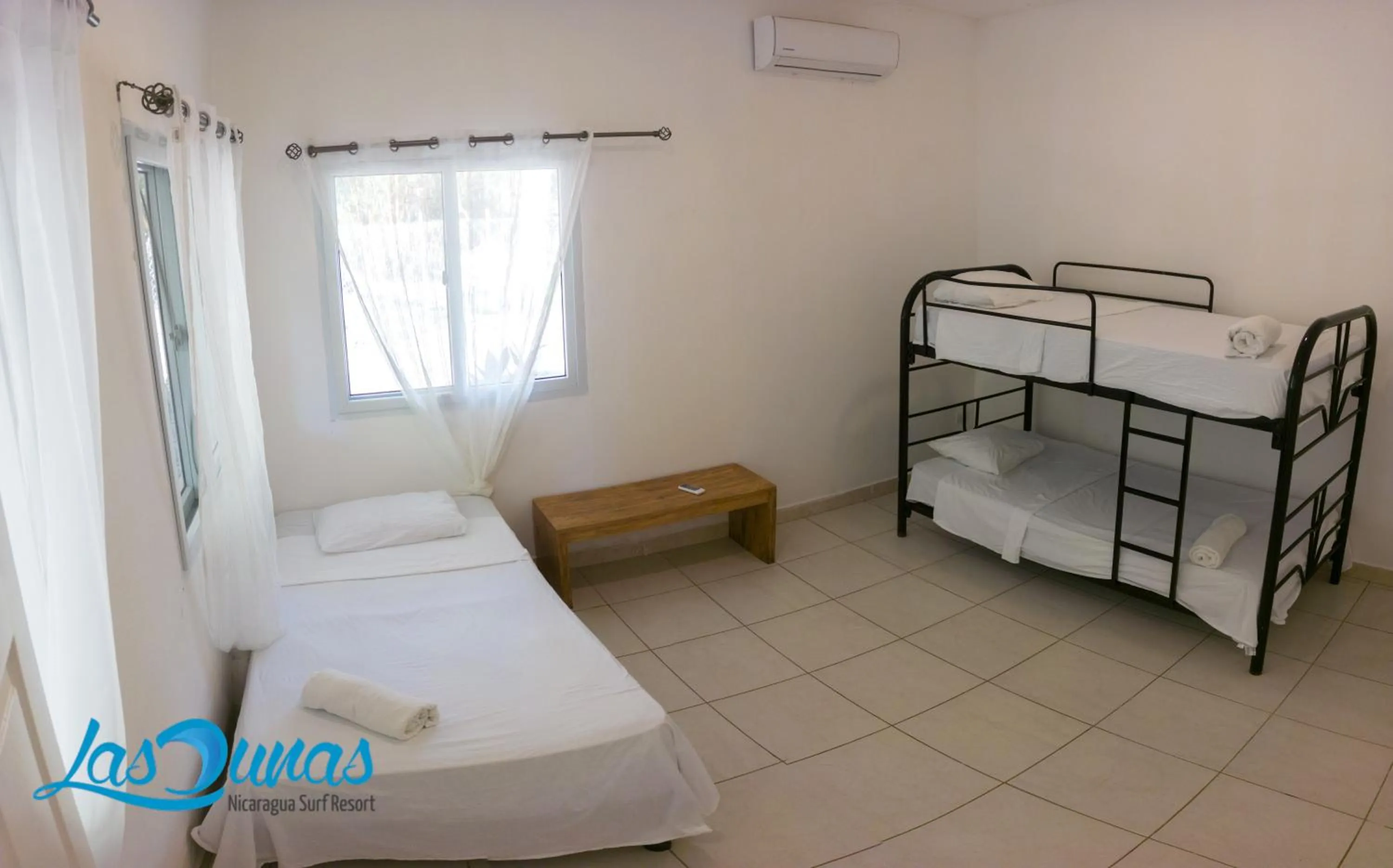 Bed in Las Dunas Surf Resort