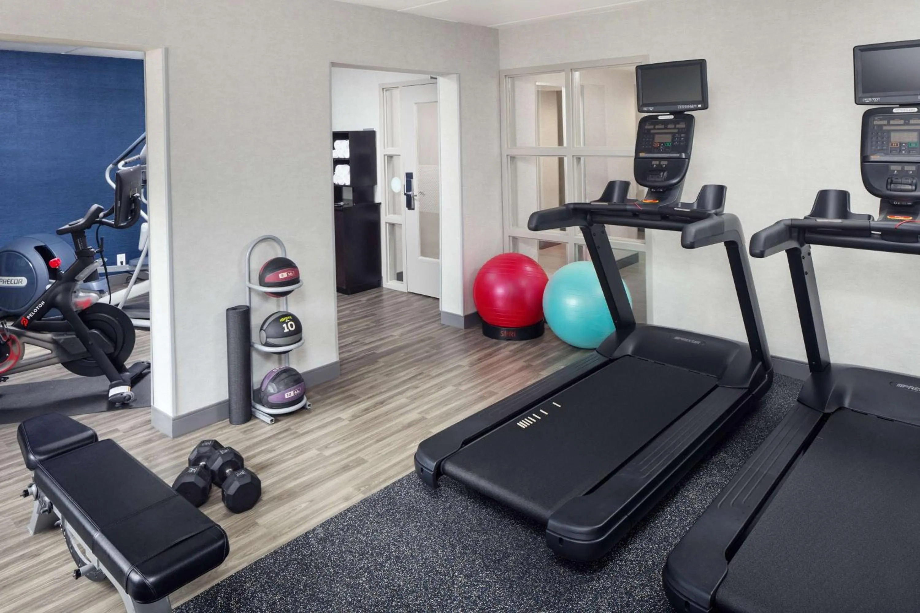 Fitness centre/facilities in Hampton Inn Atlanta-Northlake