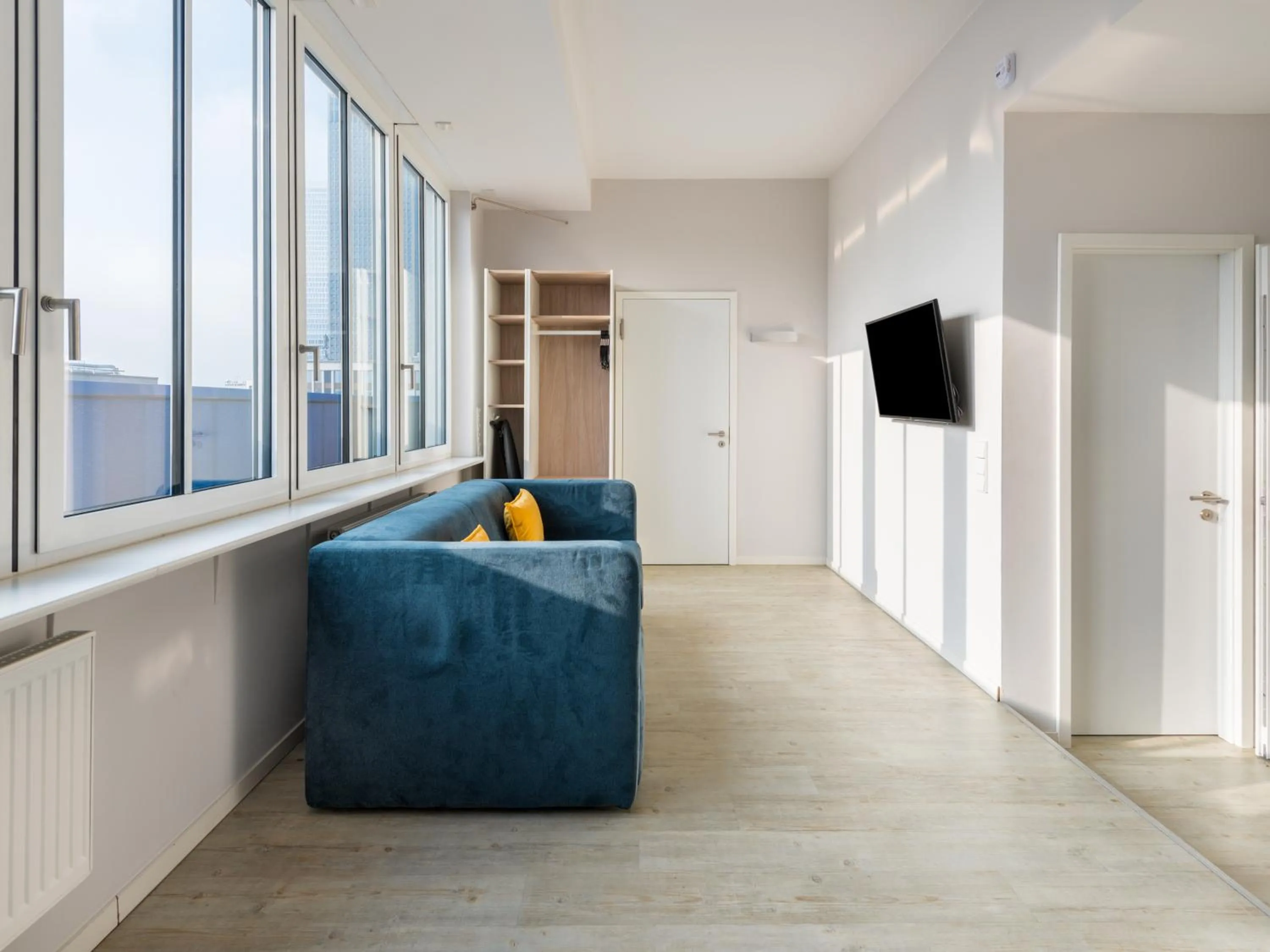 TV and multimedia in Numa Frankfurt Blau