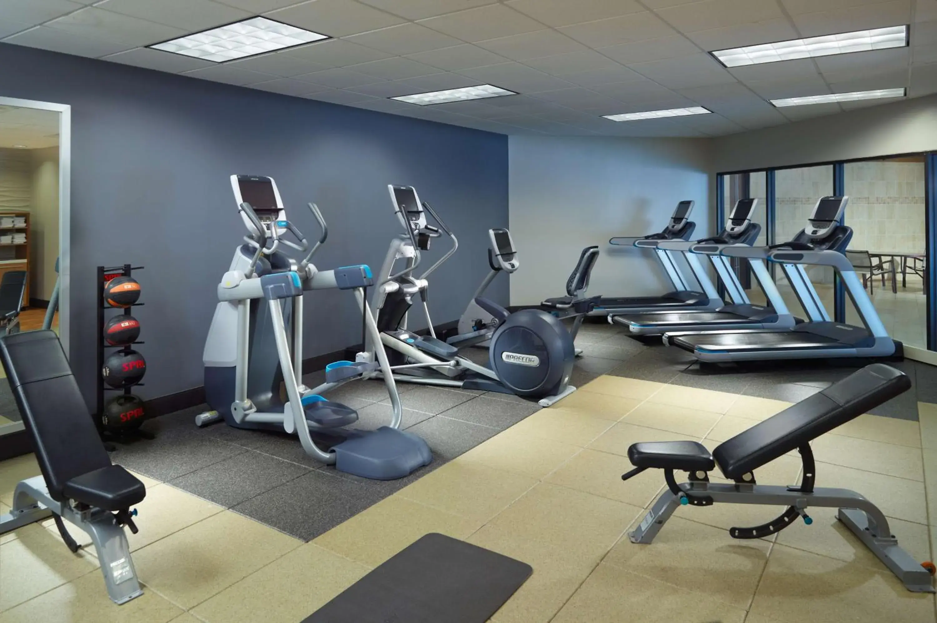 Fitness centre/facilities in Hilton Atlanta Northeast Fitness centre/facilities in Hilton Atlanta Northeast