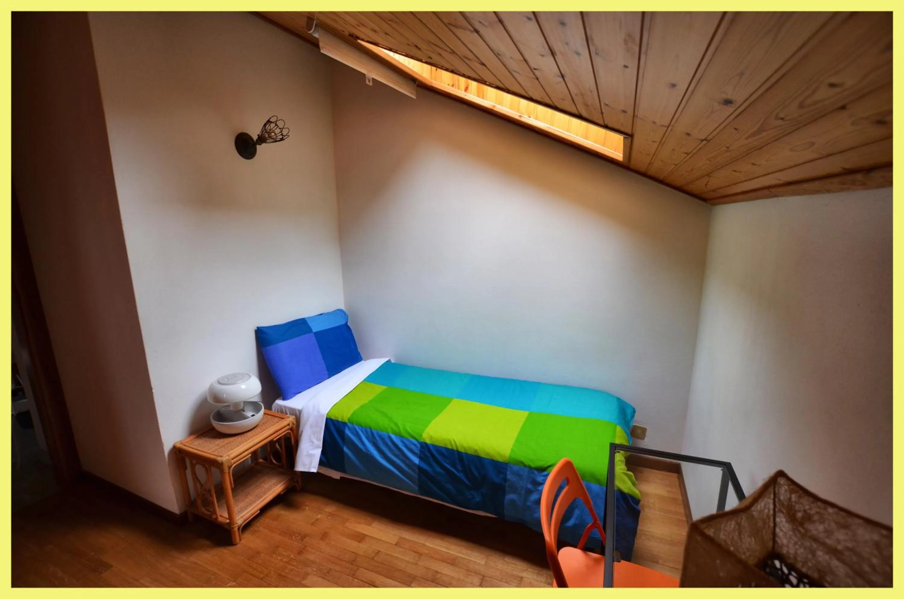 Bed in WAOBAB - We are one B&B