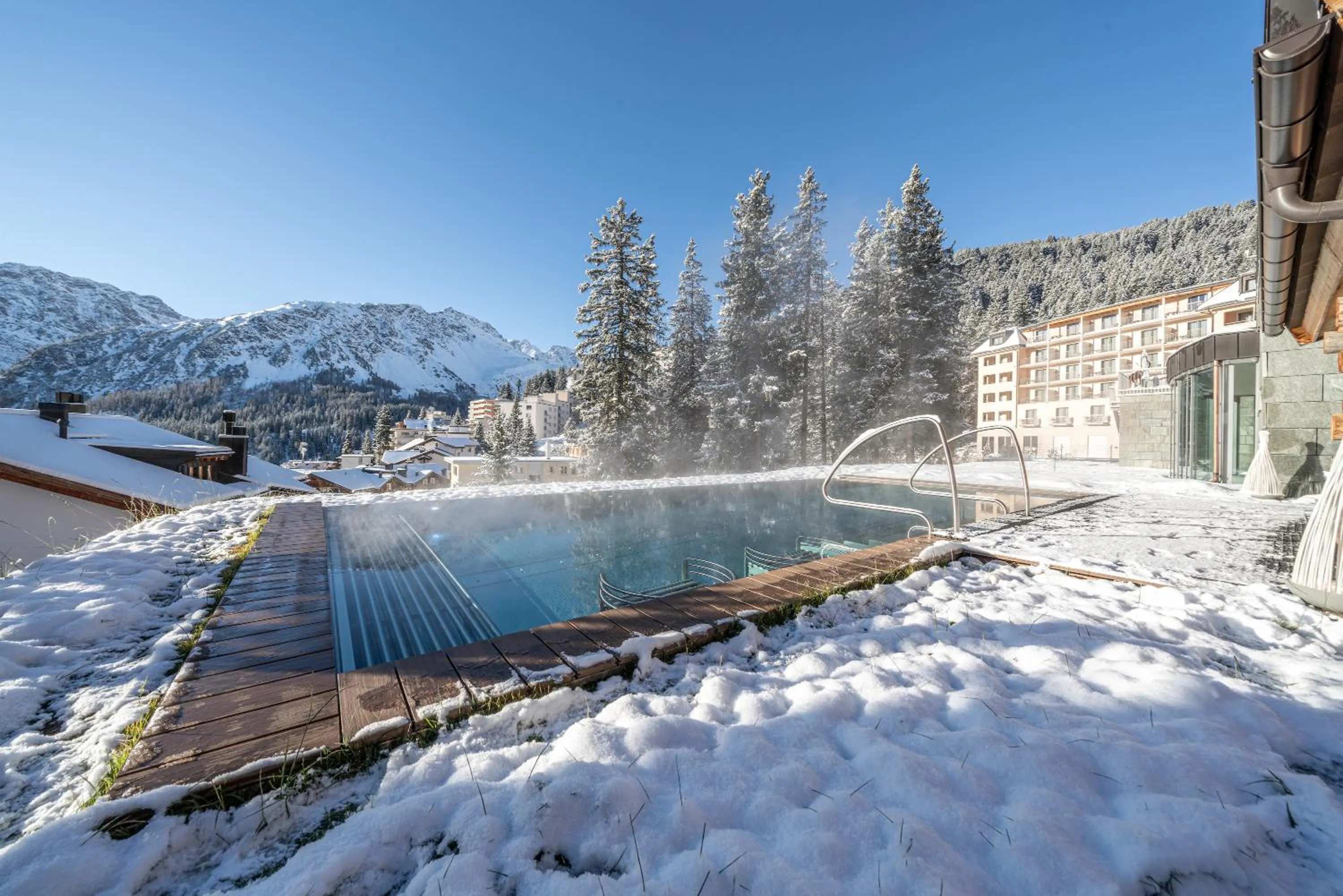 Swimming pool in Waldhotel Arosa