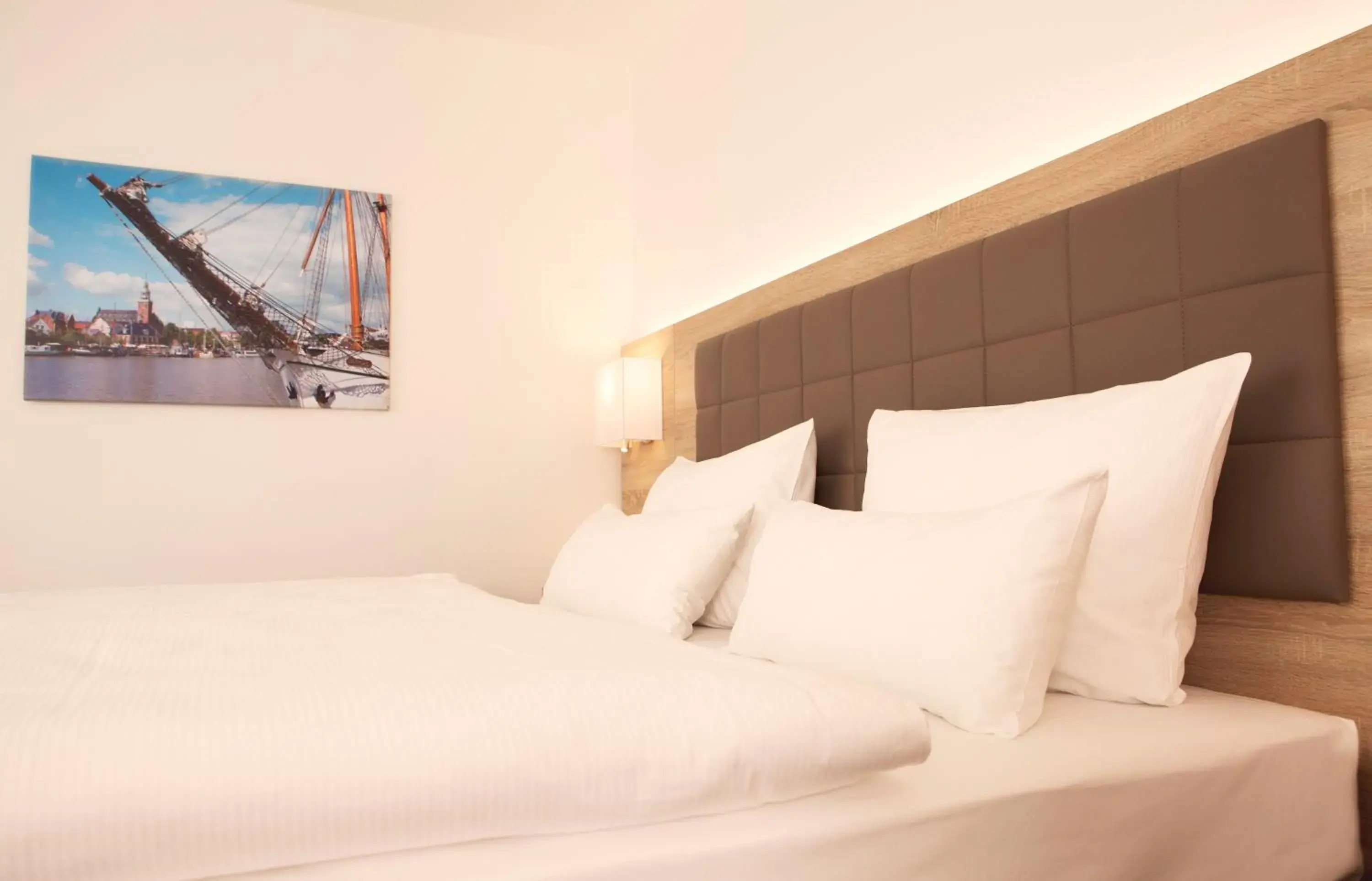 Economy Single Room - single occupancy in Hotel Frisia Economy Single Room - single occupancy in Hotel Frisia