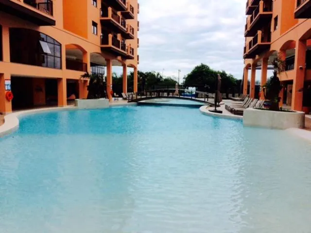 Swimming pool in Studio em Jurerê - Pé na Areia