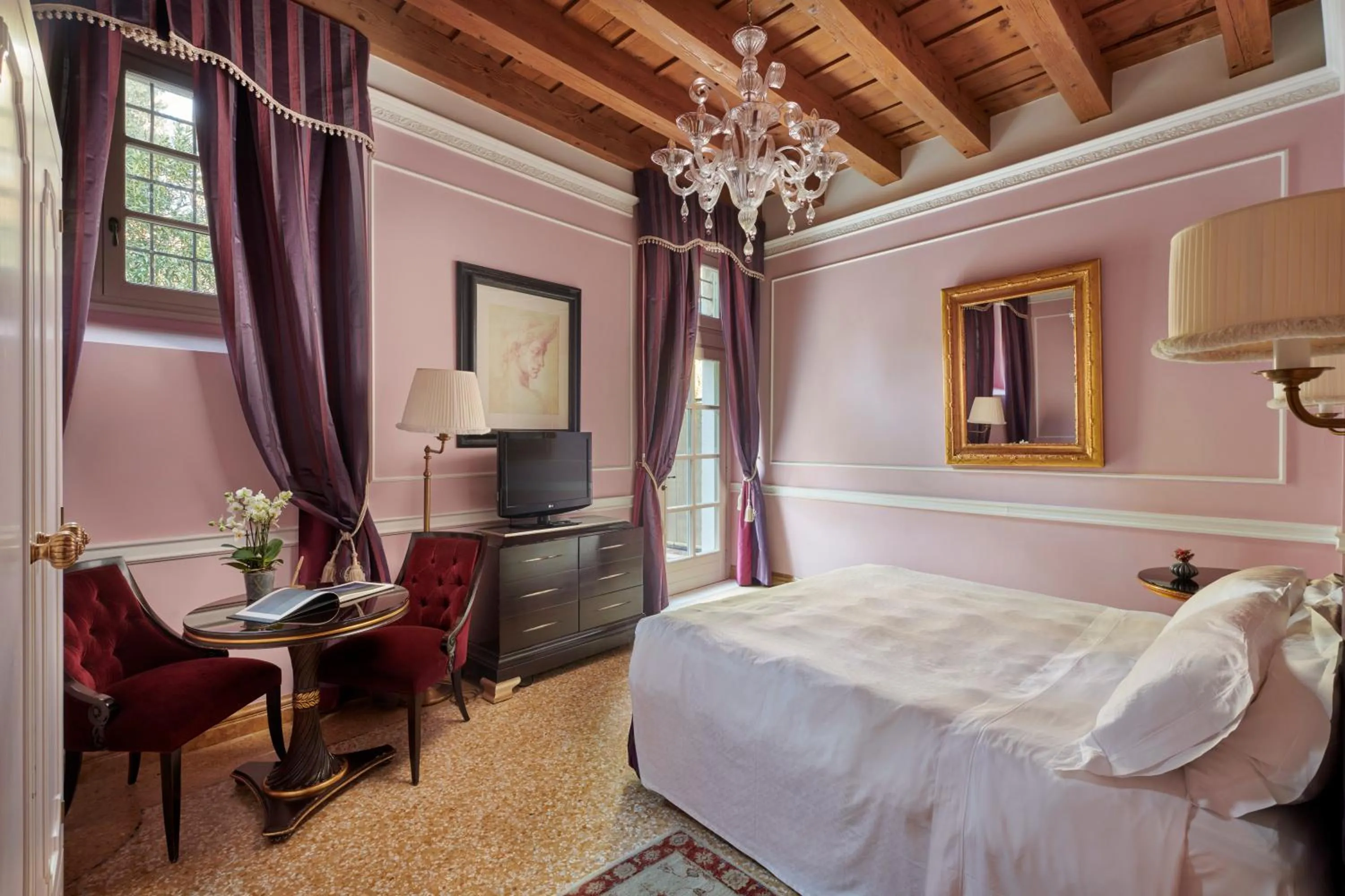 Bed in Villa Cordevigo