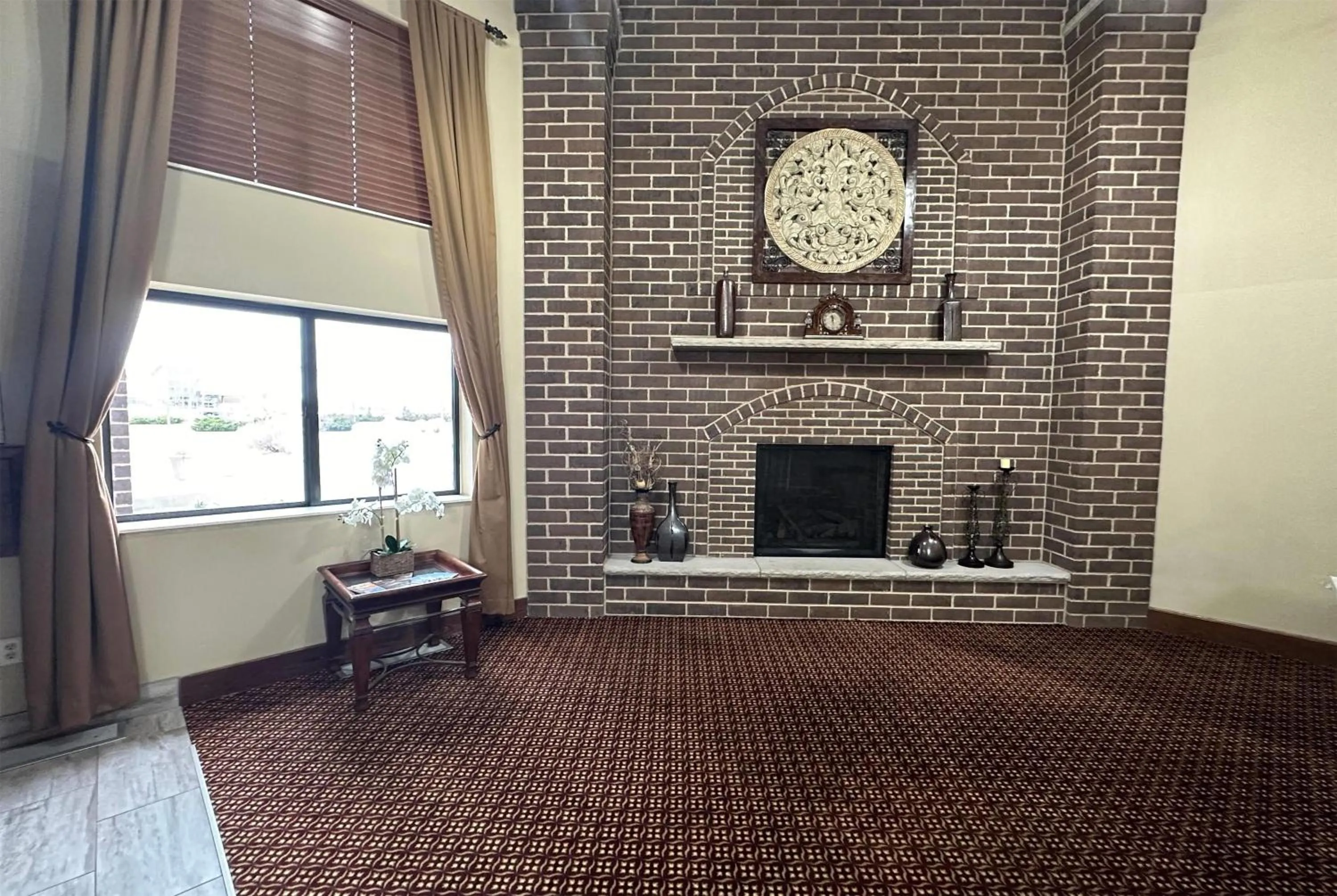 Lobby or reception in AmericInn by Wyndham Appleton North Little Chute