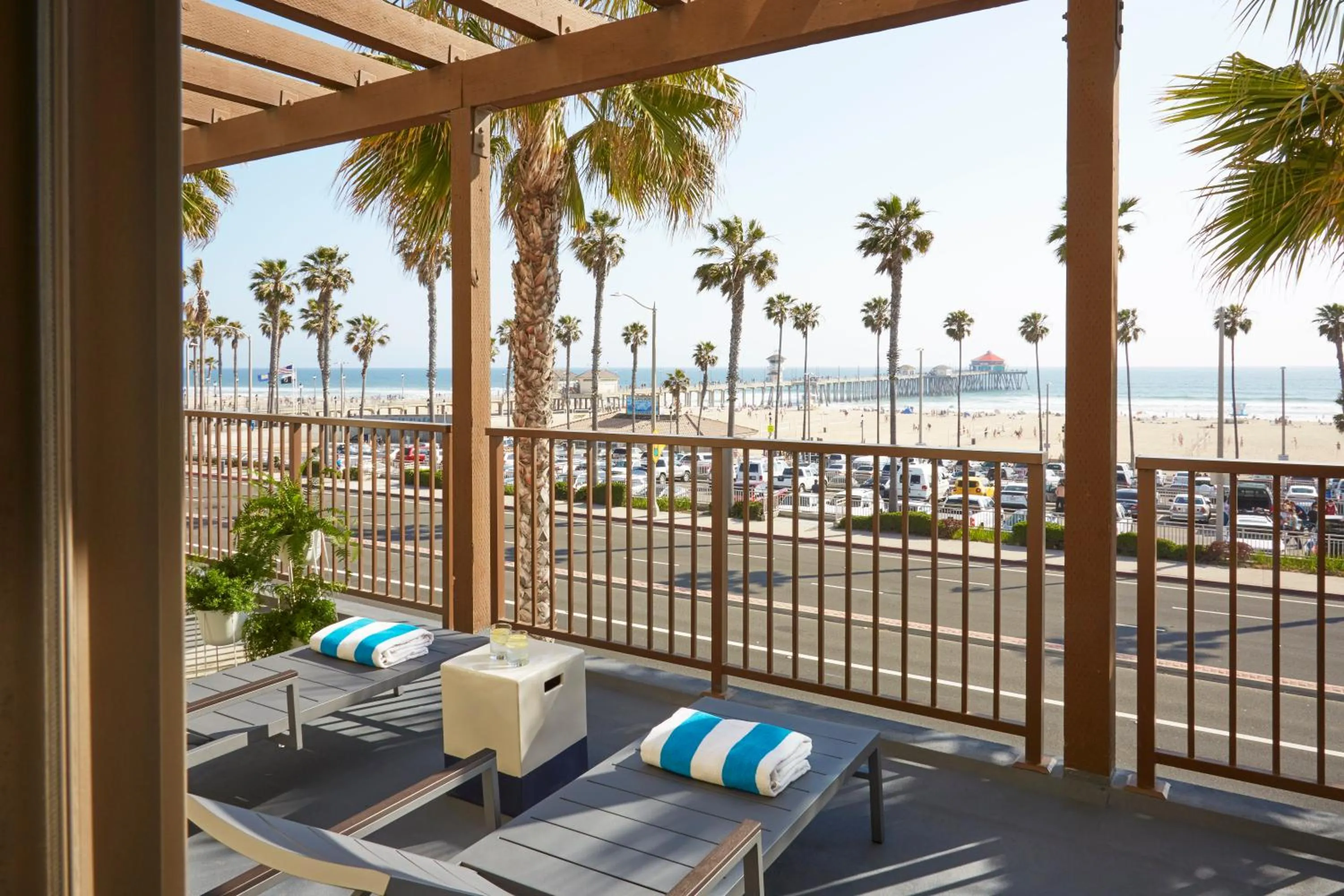 Property building in Kimpton Shorebreak Huntington Beach Resort by IHG