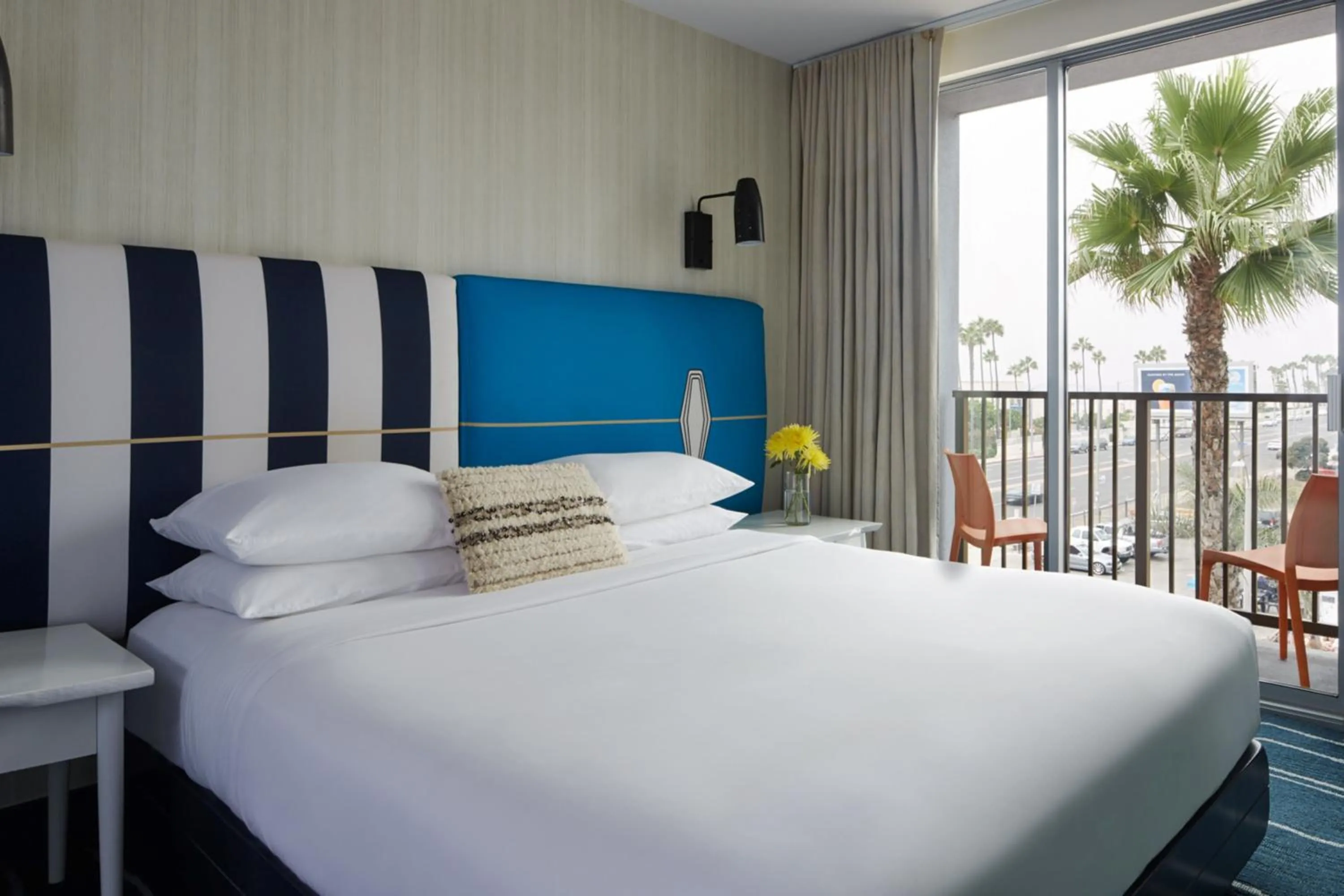 Photo of the whole room, Bed in Kimpton Shorebreak Huntington Beach Resort by IHG