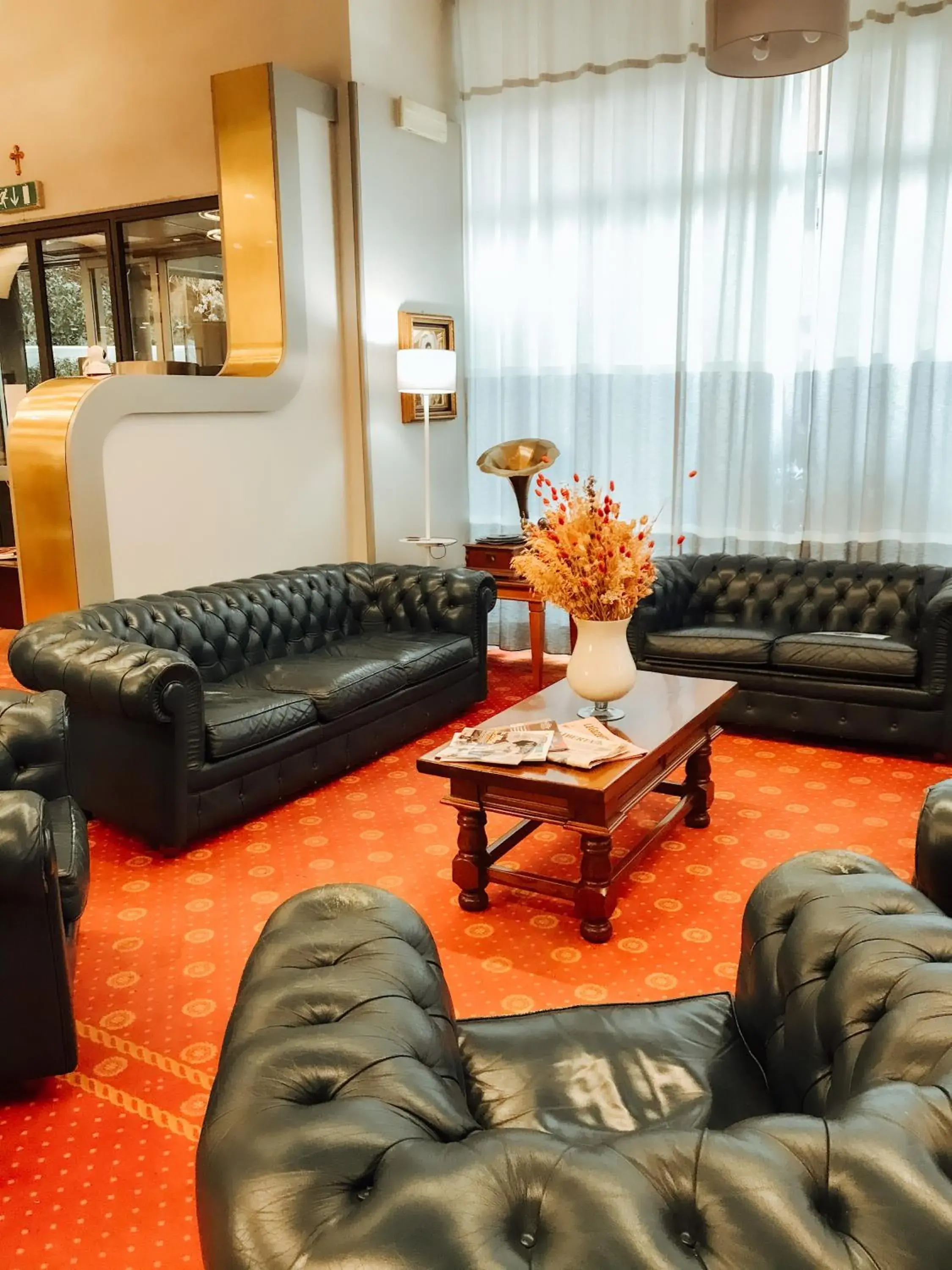 Living room, Seating Area in Euro Hotel