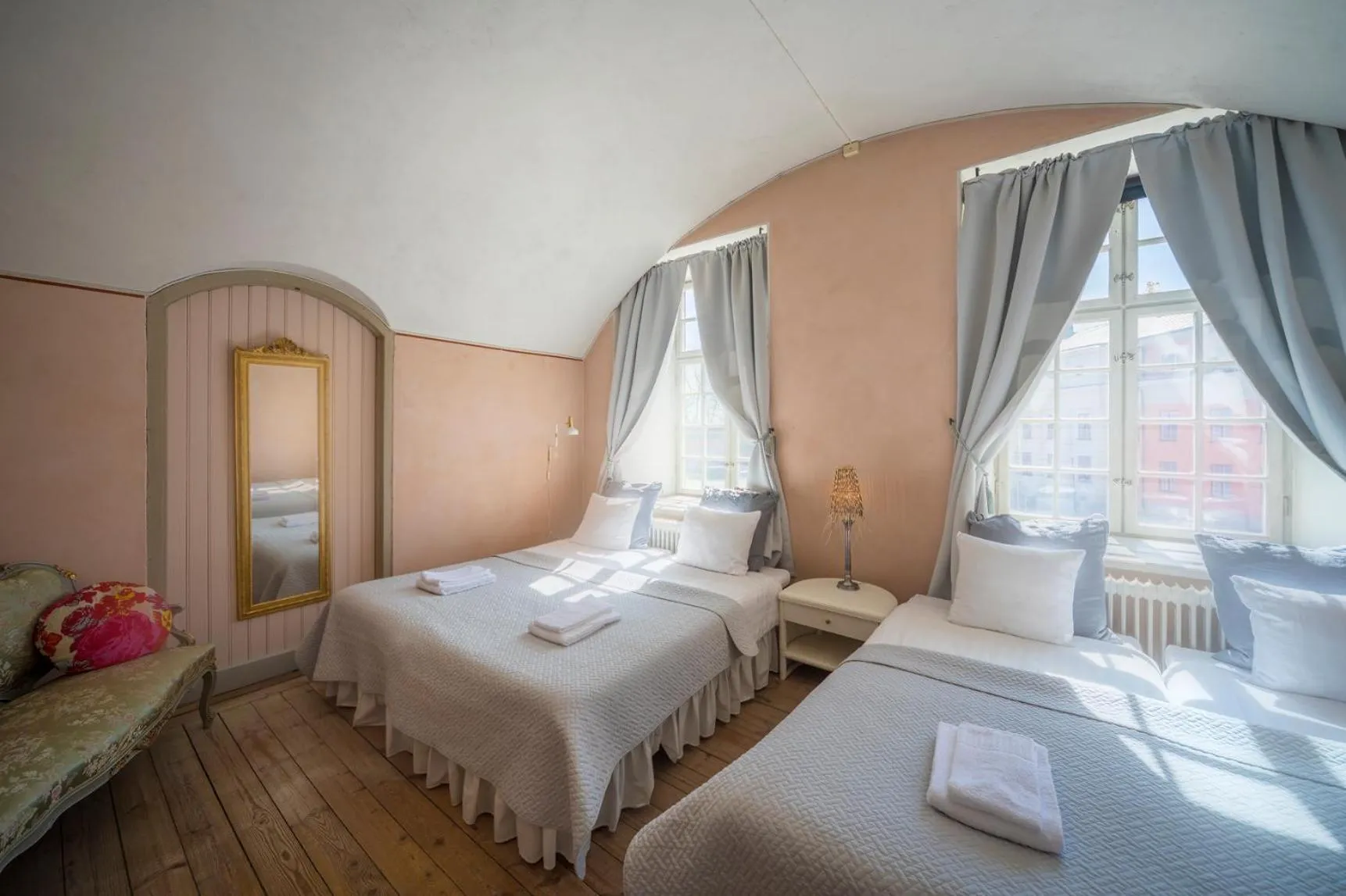 Bed in Kastellet Bed & Breakfast