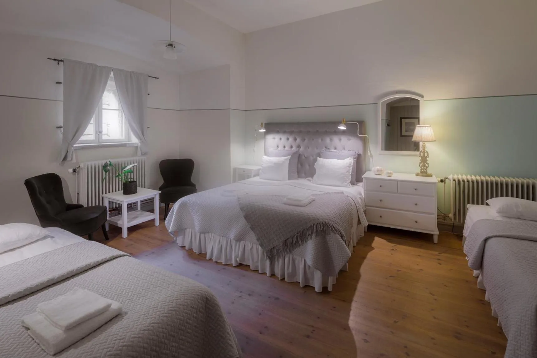 Bed in Kastellet Bed & Breakfast
