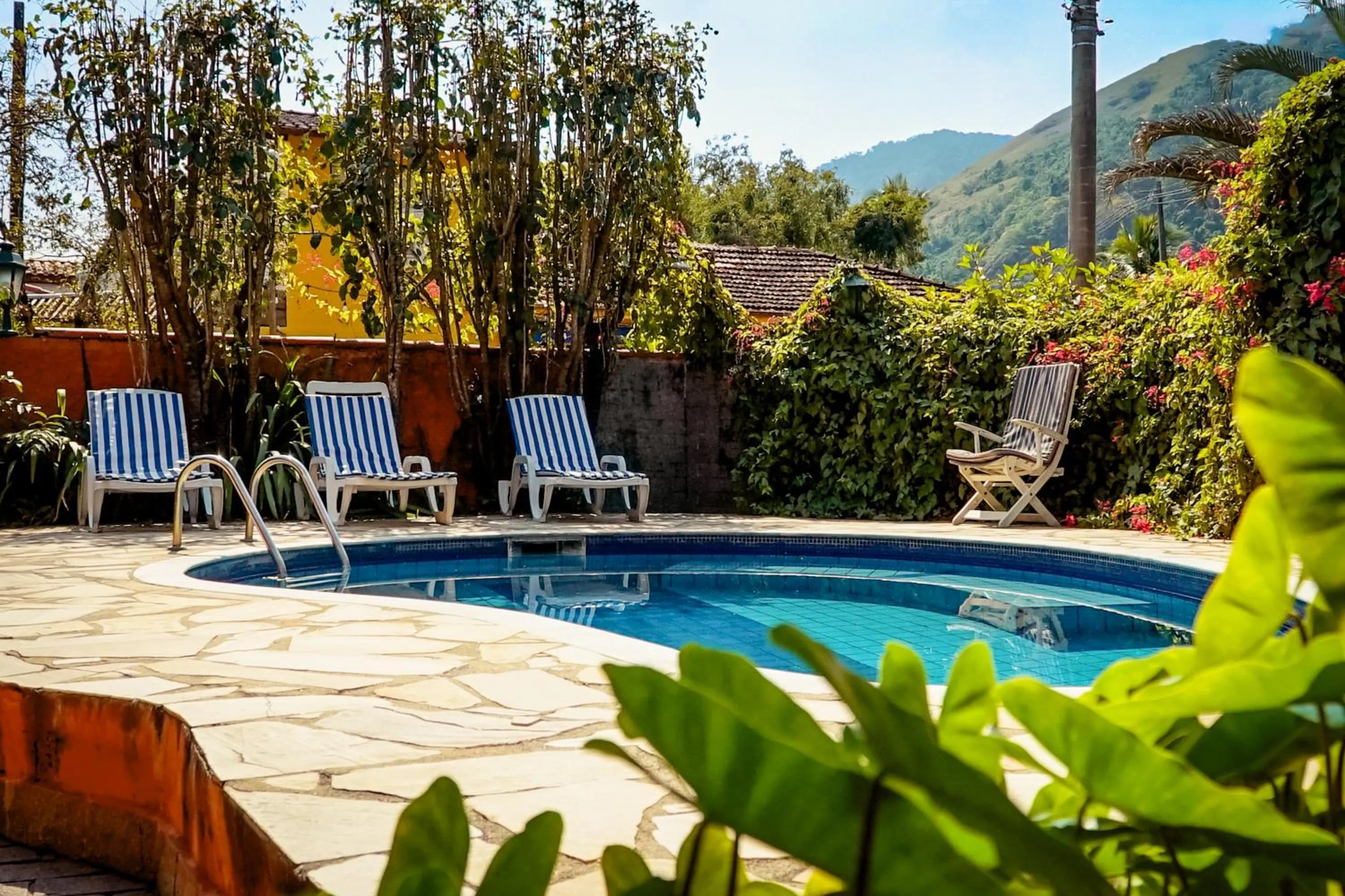 Swimming pool in VELINN Pousada Ponta do Pequeah